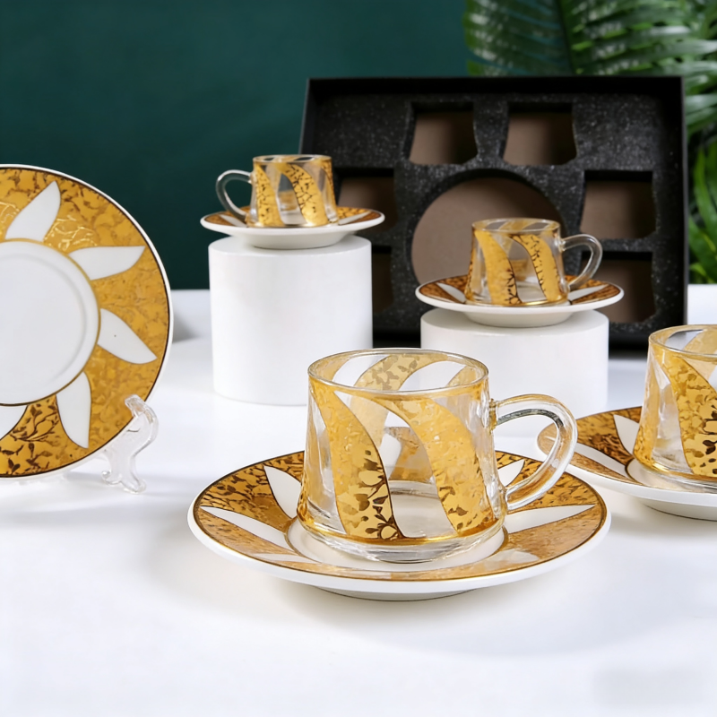 Nordic transparent gold-painted creative tea cups, glass cups, light luxury heat-insulating coffee cups and cold drink cups Item Picture