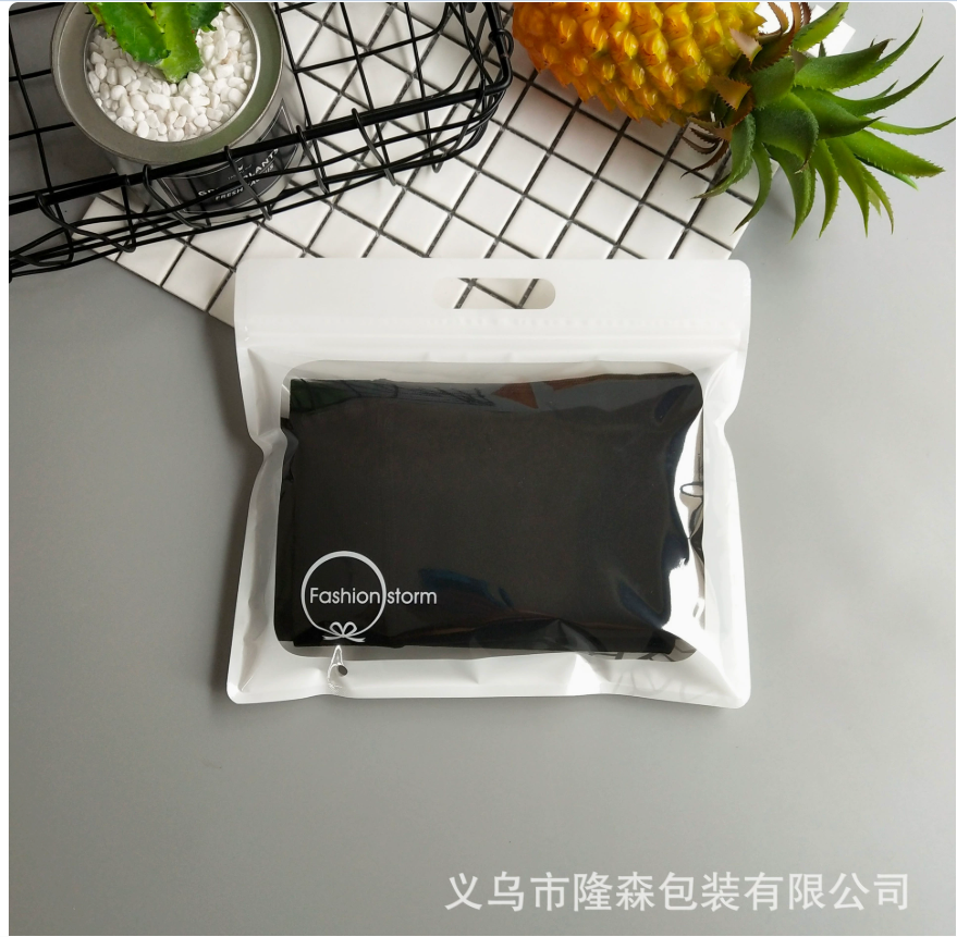 In-stock underwear bags, leggings, packaging towels, self-sealing plastic bags, baby clothes packaging bags, clothing Application Scenario