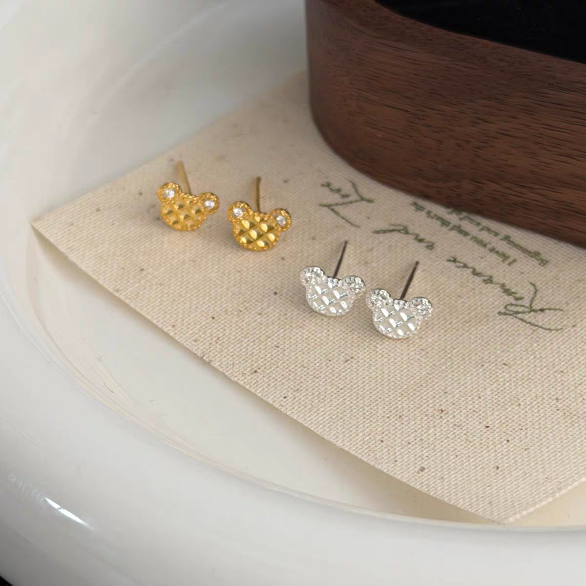 Mini version of S990 pure Silver cute bear Stud earrings