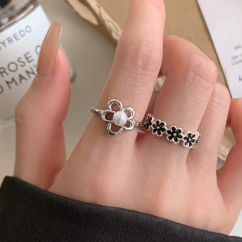 A pure silver black flower ring details Picture