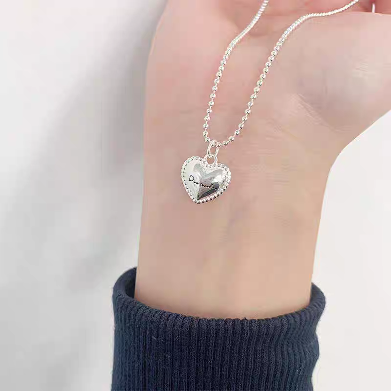 S925 Korean version Rice Bead Heart Necklace for Women Spring and Summer, new simple and niche style neckchain, light luxury and versatile collarbone chain detail image 3