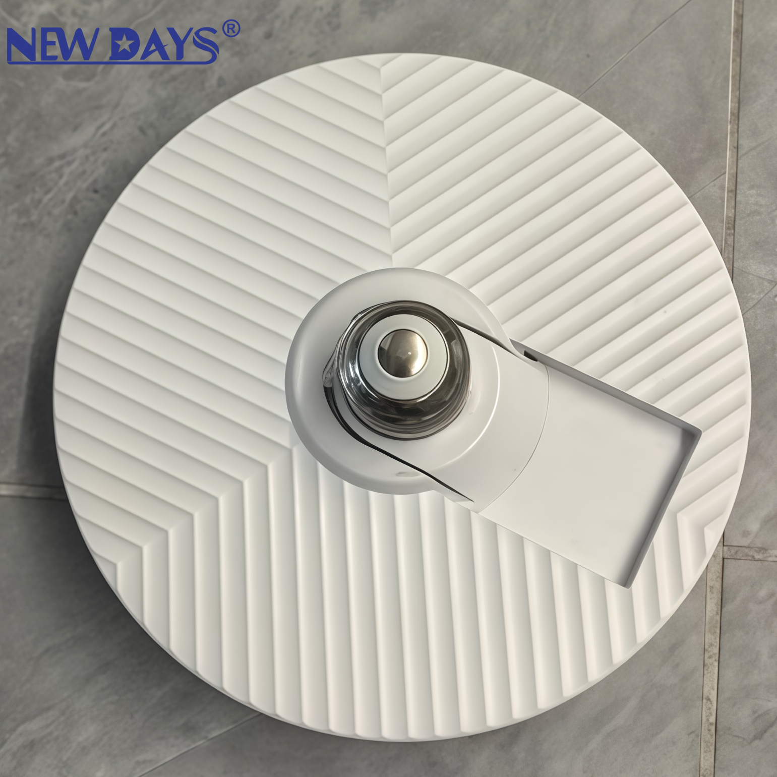 NEWDAYS brand's cross-border new led bulb bulb, detachable screw socket lamp head, crystal cover flying saucer lamp, energy-saving high-brightness lighting led bulb bulb details Picture