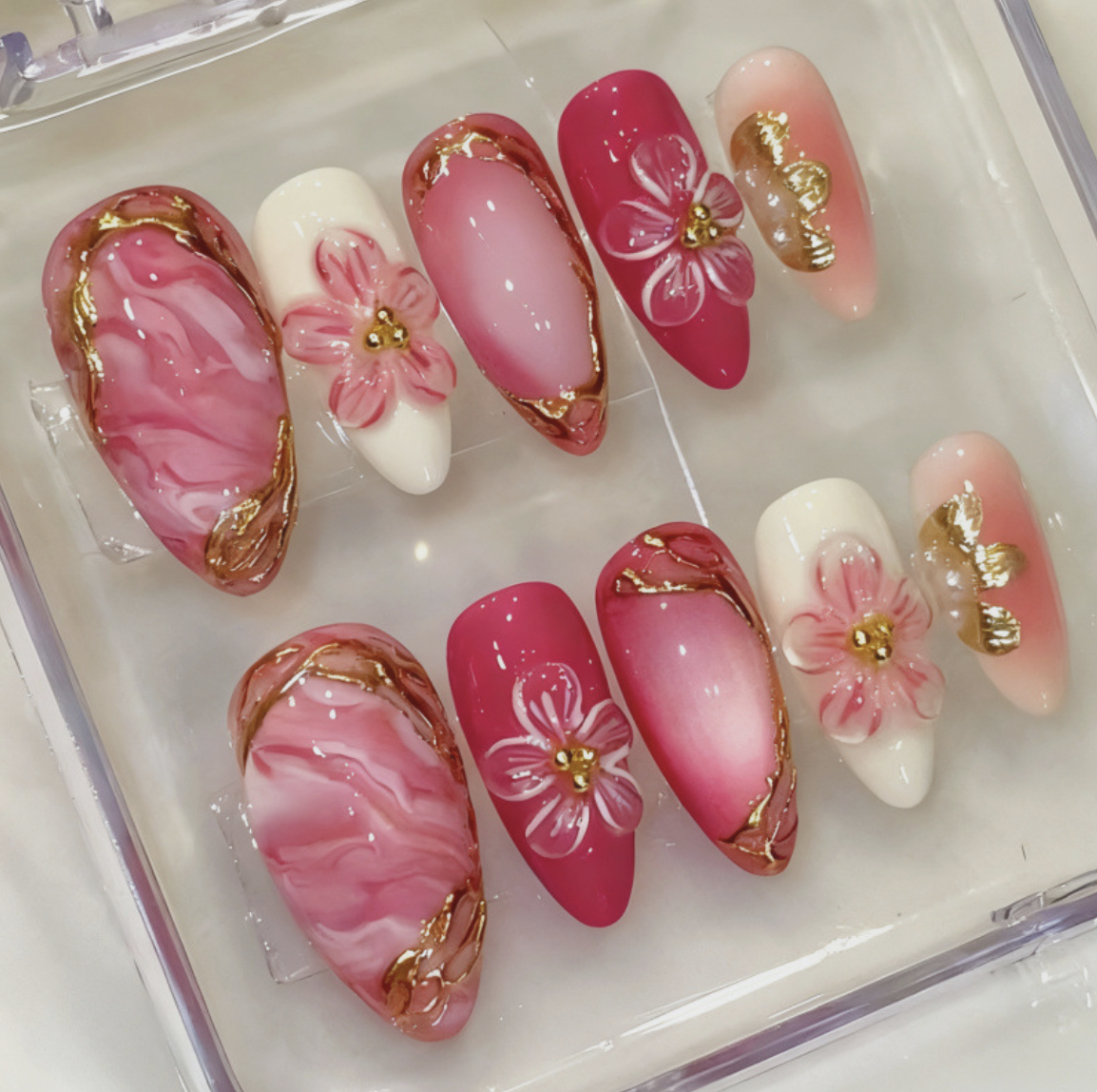 30片鎏金3d立体晕染花朵高级红色杏仁穿戴甲手工点钻美甲甲片批发