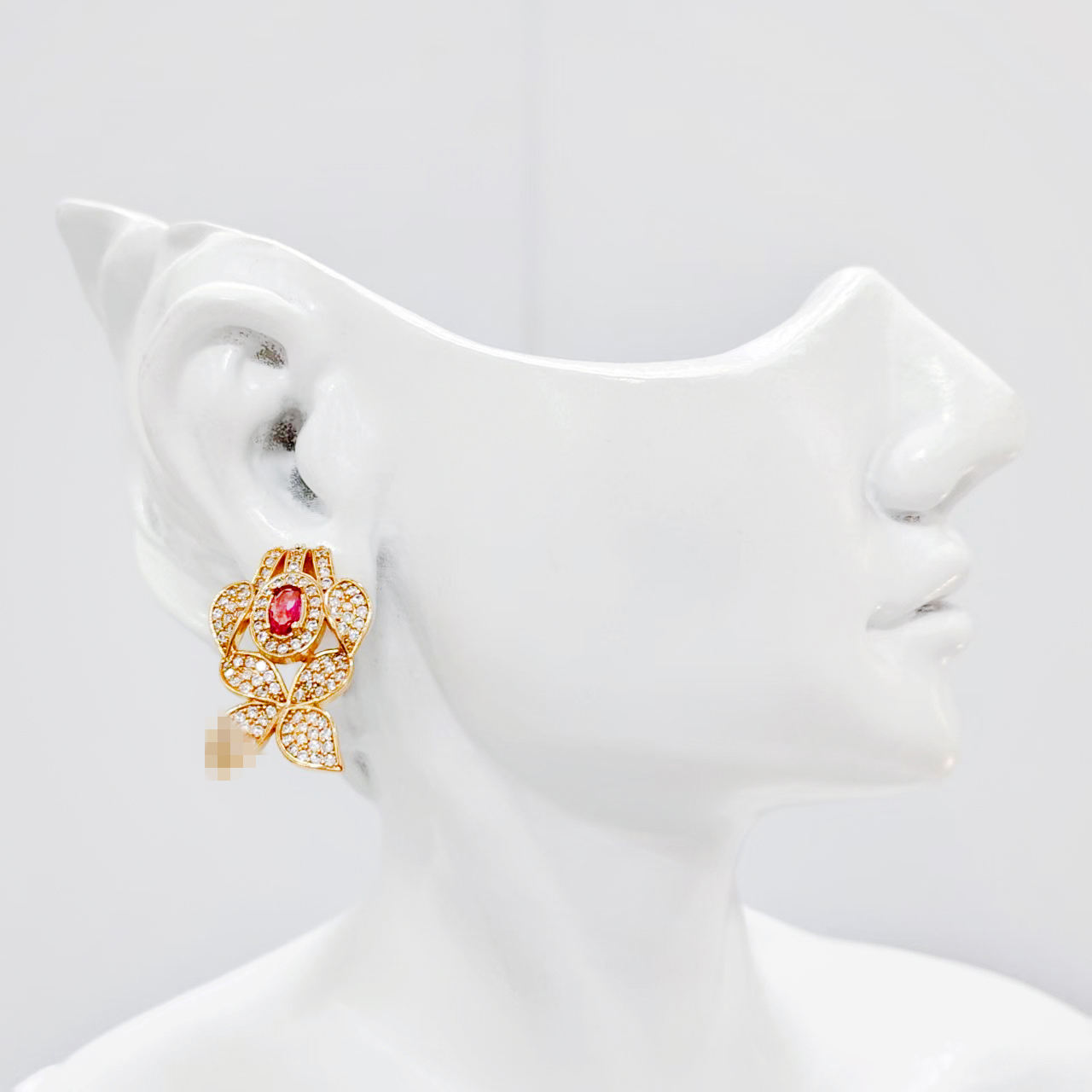 饰品/珍珠项链耳环套装高端/重工饰品/不锈钢手镯/首饰套装白底实物图