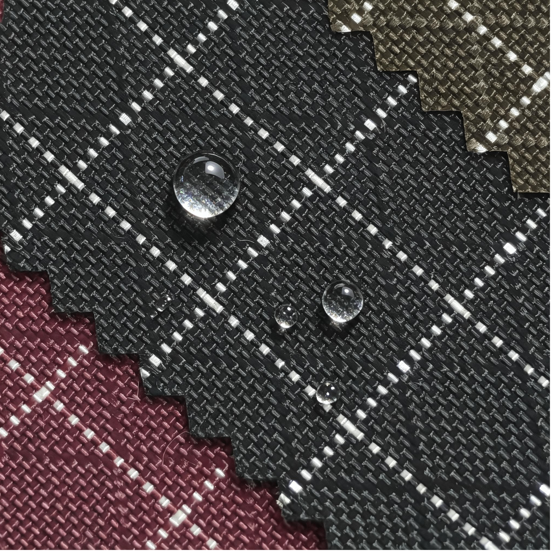 Yarn-dyed diamond-shaped white thread jacquard fabric, a light luxury texture fabric specially designed for home textiles and clothing. Three-dimensional diamond-shaped white thread jacquard fabric, simple solid color jacquard fabric for bags, shoes and hats decoration Application Scenario