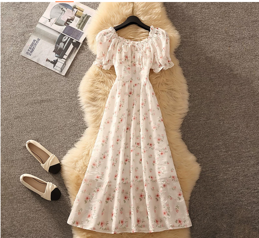 A new French-style floral print dress for women in summer, exuding a high-end and slimming charm. It's a mid-length, ethereal dress Specification image
