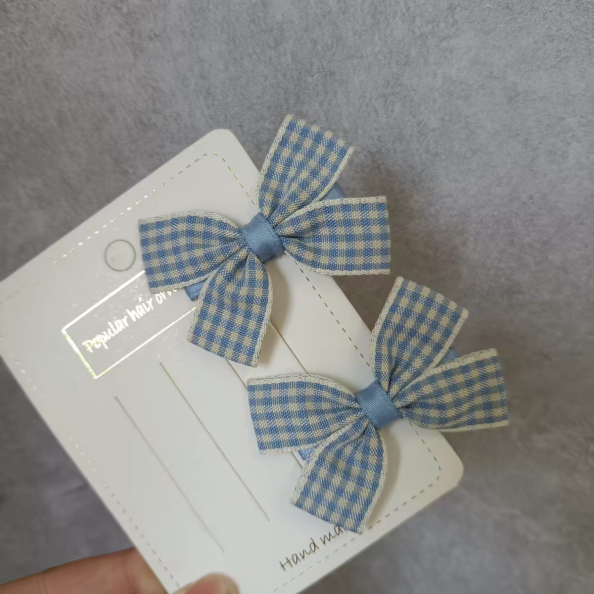 Korean-style sweet and cute hair clips for girls, children and students, light blue checkered small bow, pair clips, side clips, bangs clips, Yifan accessories