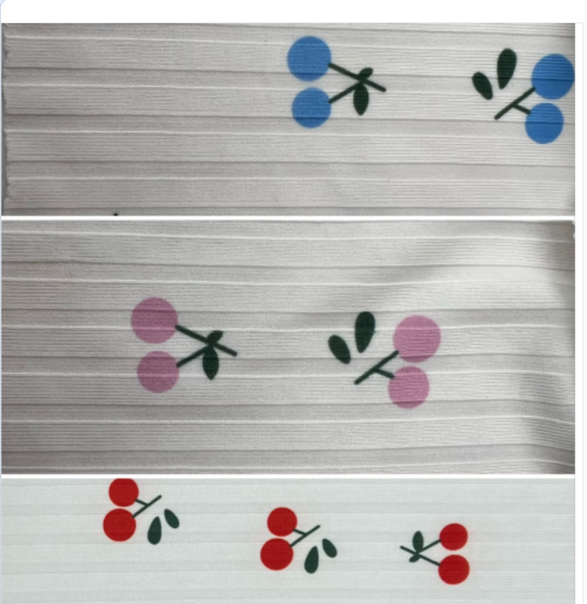 Short sleeved dress and pajamas in silk color with heart print for ladies in spring and summer Specification image