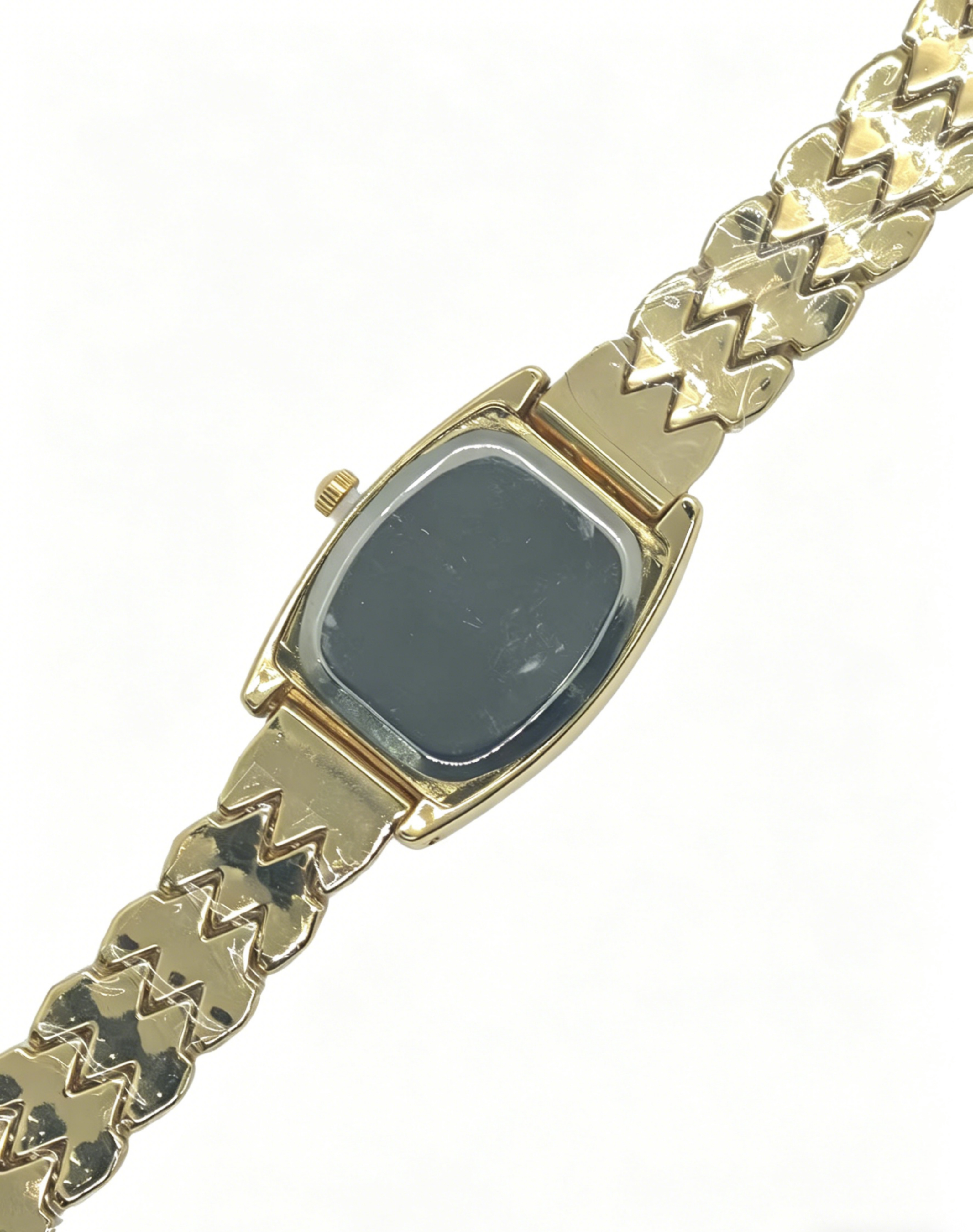 Zinc alloy diamond-encrusted gold and silver quartz watches from watch manufacturers are fashionable, trendy, classic designs, and are suitable for couple clothing accessories Item Picture