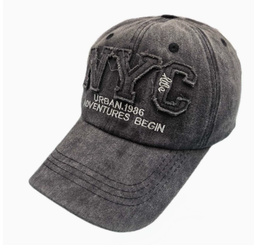 Retro letter-patch hats for men and women, baseball caps with curved brims, European and American style, personalized outdoor sports and casual baseball caps, a trend Application Scenario