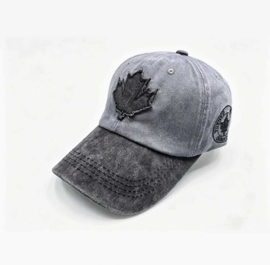 Washable, aged, color-blocking, soft-top baseball caps for men and women, spring, autumn and summer, outdoor casual, patchwork, frilled maple leaf baseball caps Application Scenario