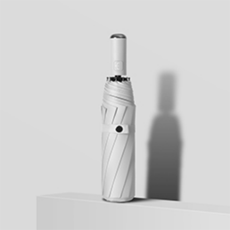 Hengdun fully automatic black rubber umbrella, ten-bone reinforced anti-storm umbrella, fully automatic one-button opening and closing, black rubber for both men and women, sun protection and UV protection, folding umbrella, haze blue portable sunshade, supports wholesale and customization Application Scenario