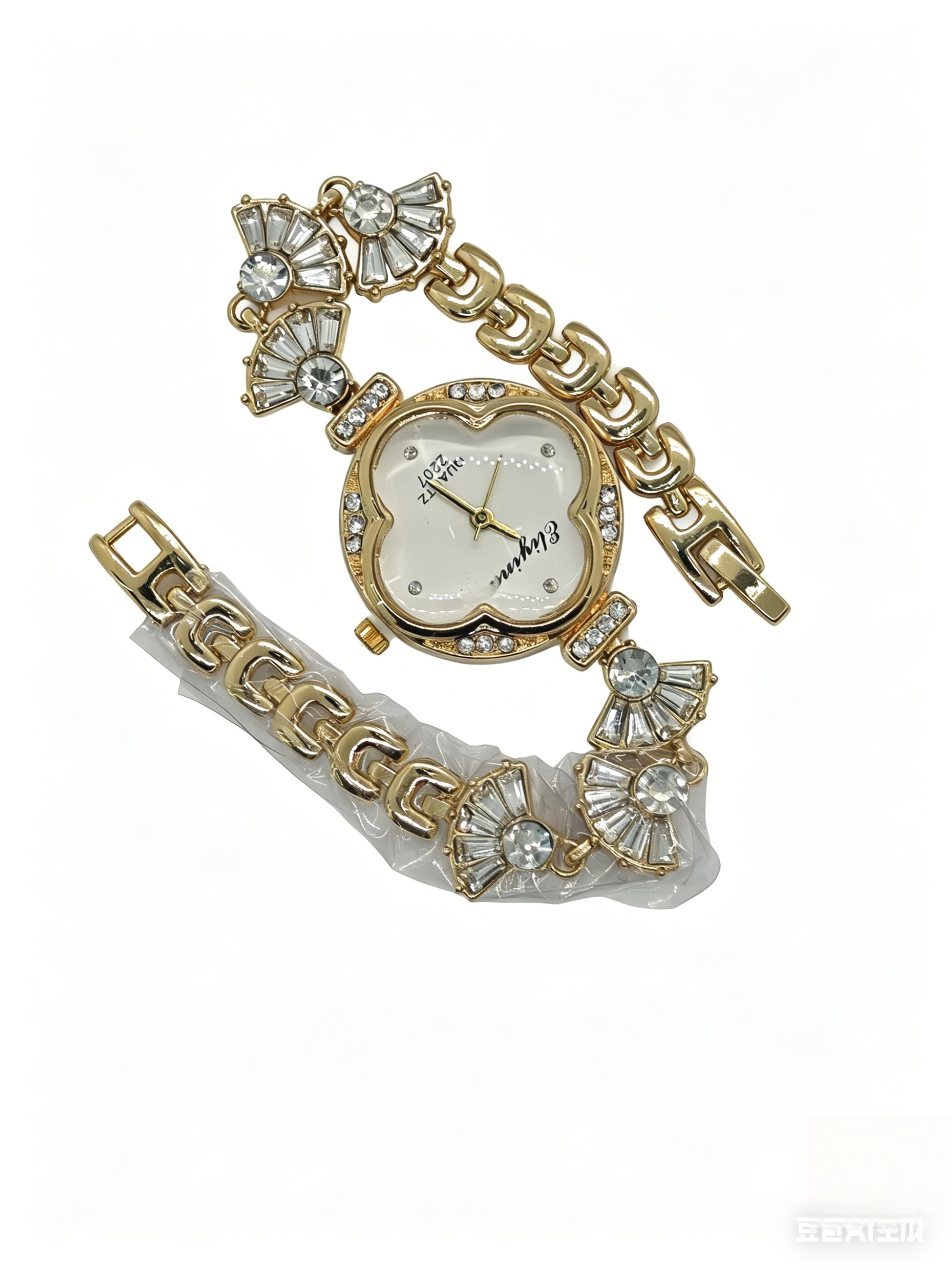 The watch manufacturer's diamond-encrusted gold, silver and quartz watches are fashionable, trendy and classic designs, as well as couple clothing and accessory watches Application Scenario