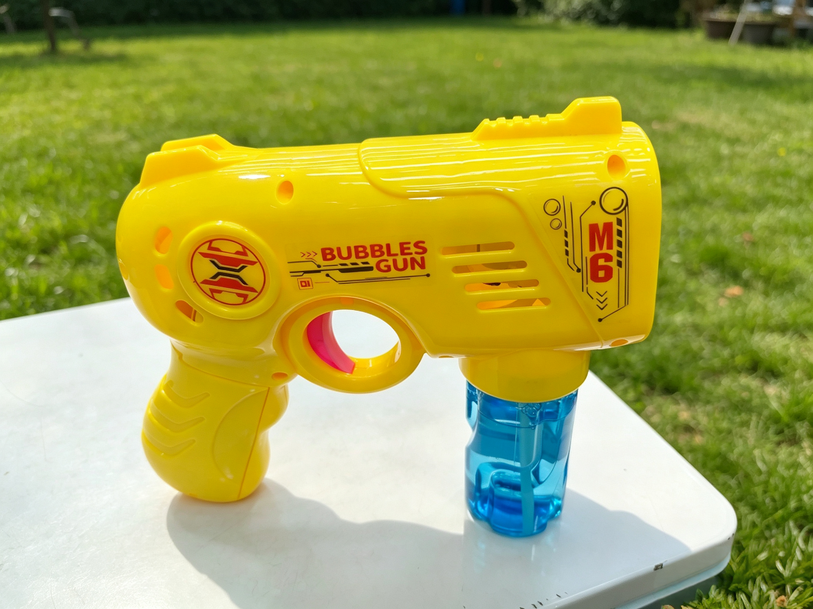 Children's fully automatic M6 bubble gun, a popular handheld electric bubble machine, an outdoor park parent-child toy detail image 4