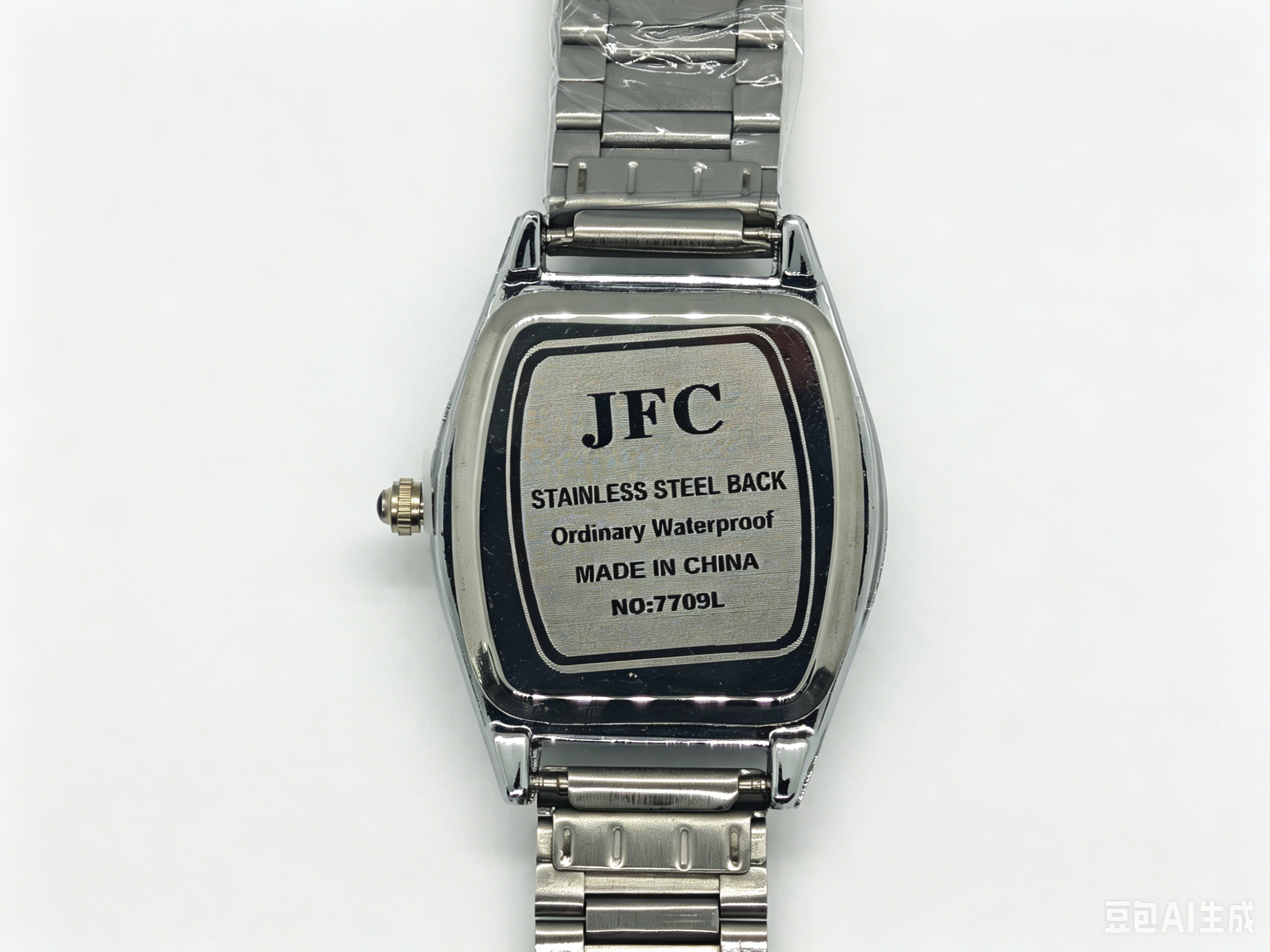 Silver steel band hexagonal dial quartz watch from watch manufacturer, fashionable and trendy classic design, couple clothing accessory watch details Picture