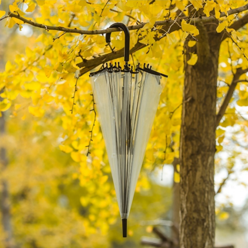 The Hengdun transparent long-handled umbrella features a 16-bone frame for reinforced wind resistance and durability. It is a simple black and white curved handle transparent umbrella that can withstand heavy rain. It is a double-person transparent umbrella that supports wholesale customization with a cartoon pattern logo The Hengdun transparent long-handled umbrella features a 16-bone frame for reinforced wind resistance and durability. It is a simple black and white curved handle transparent umbrella that can withstand heavy rain. It is a double-person transparent umbrella that supports wholesale customization with a cartoon pattern logo