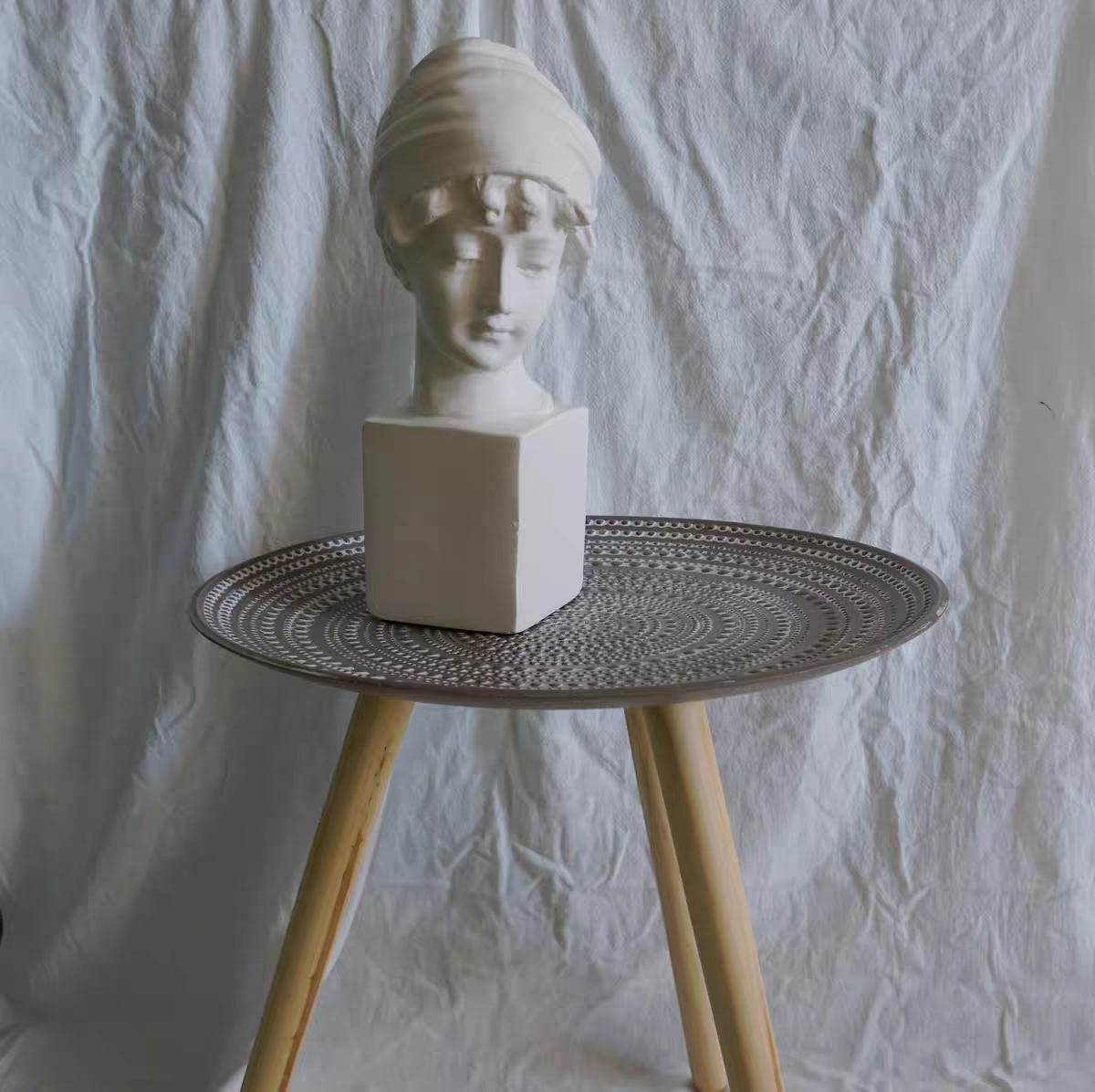 Moroccan coffee table, Nordic ins style, modern and simple homestay coffee table, retro and creative, small apartment sofa side table detail image 5