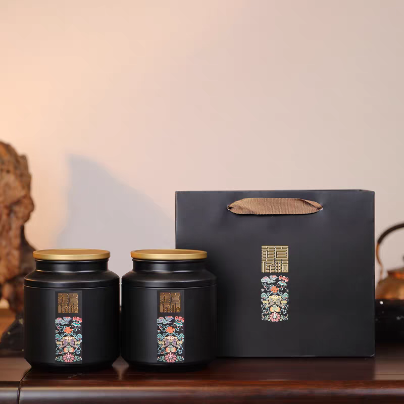 The original ecological ancient tree black tea from Xieng Khouang is sun-dried, with a mellow taste. It costs 280 yuan per jin and becomes even more outstanding when stored for a long time Application Scenario