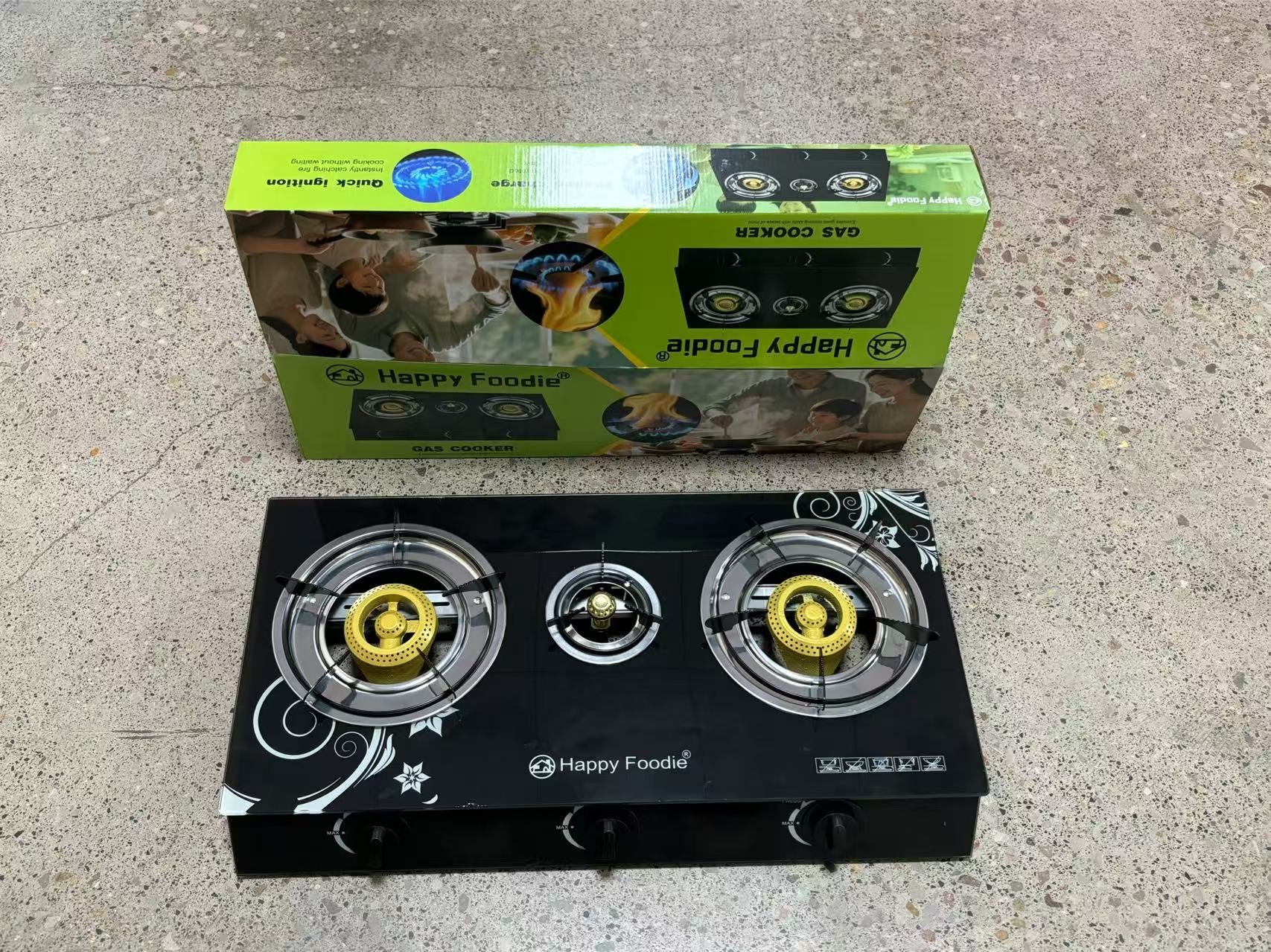 (especialmente para la exportación y no para la venta nacional) Happy Foodie HF-63D vidrio cerrado pequeño triple cocina tipo fuente de gas fábrica cocina de gas
