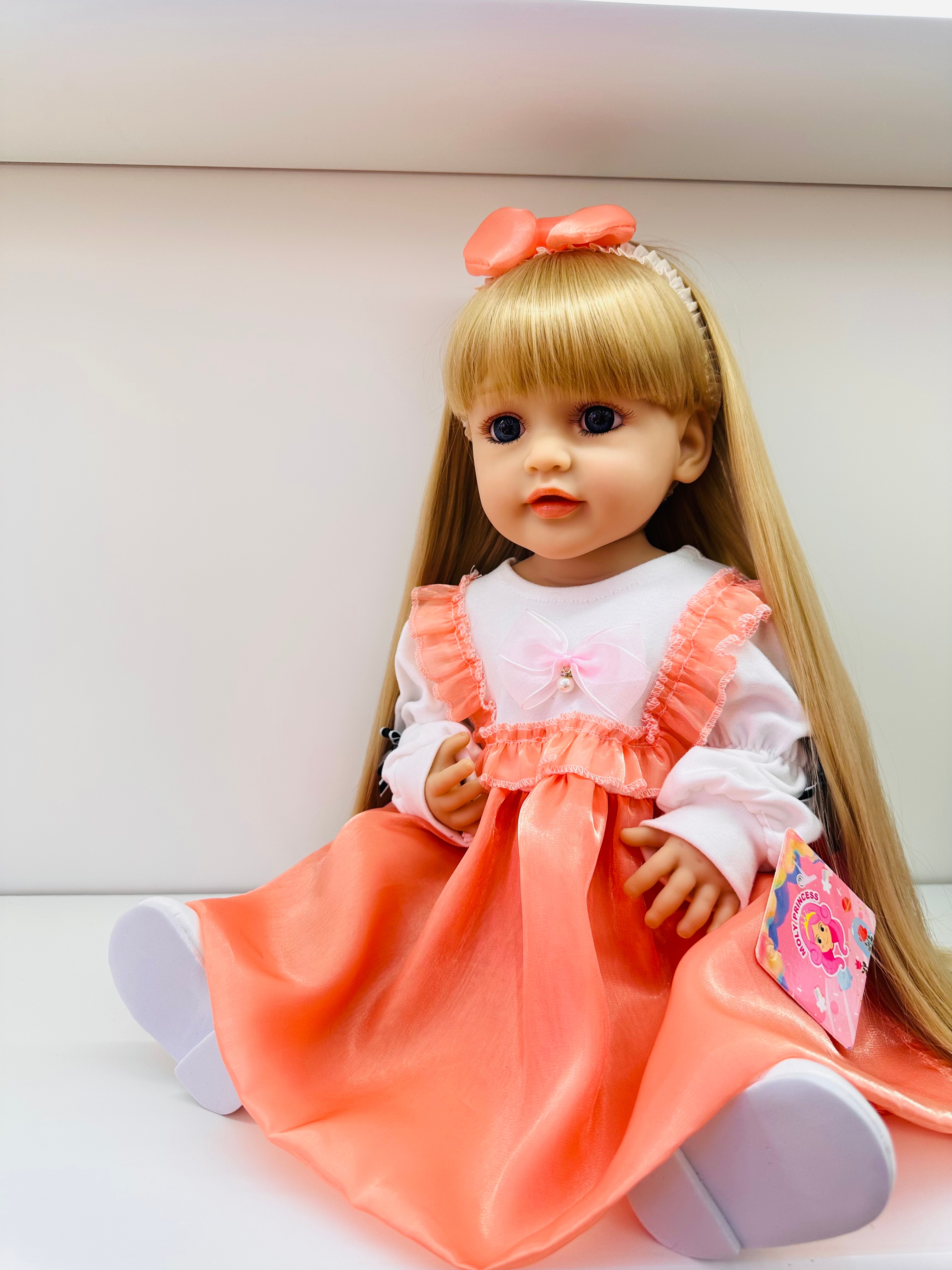 Silicone doll series: The two-in-one silicone doll can communicate, sense and mix multiple languages. The craftsmanship is detailed and realistic. It is a bestseller in foreign trade. 2 Item Picture