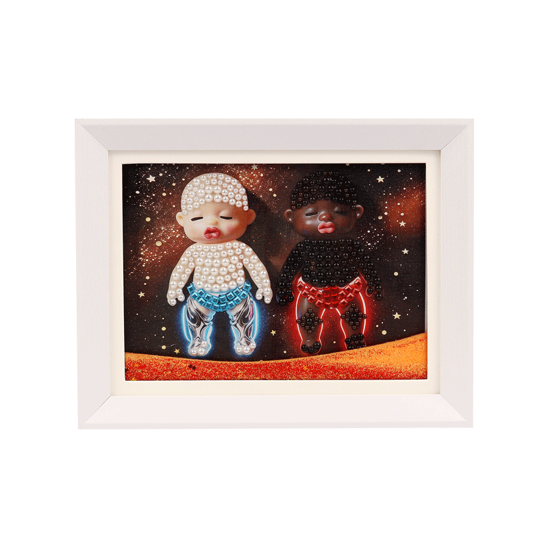 "Black and White Kids" 8-inch flowing sand diamond painting ambient desktop decoration art and cultural creative gift Item Picture