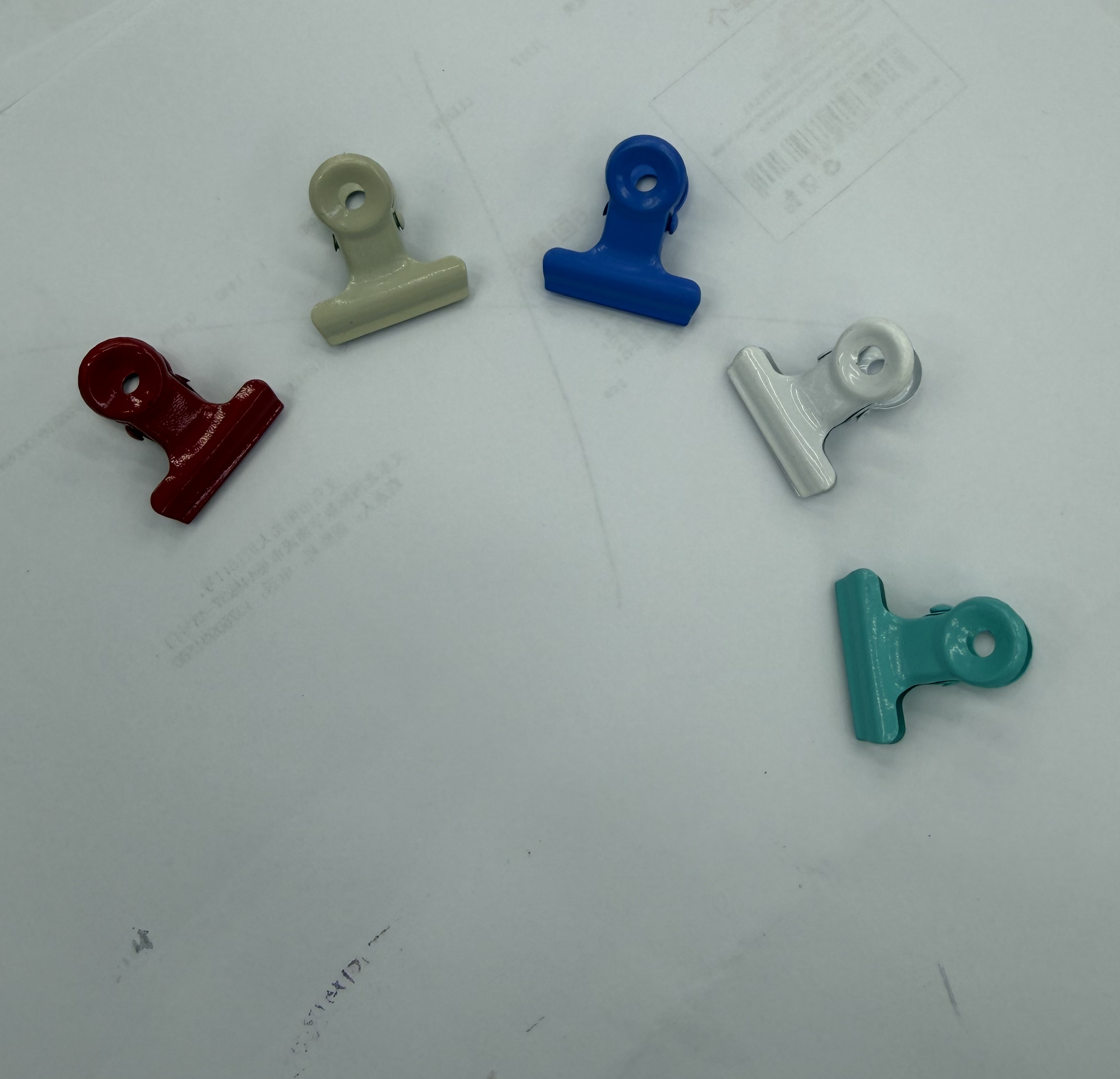 Factory direct sales of stainless steel clips, round ticket clips, round document clips, and round iron clips