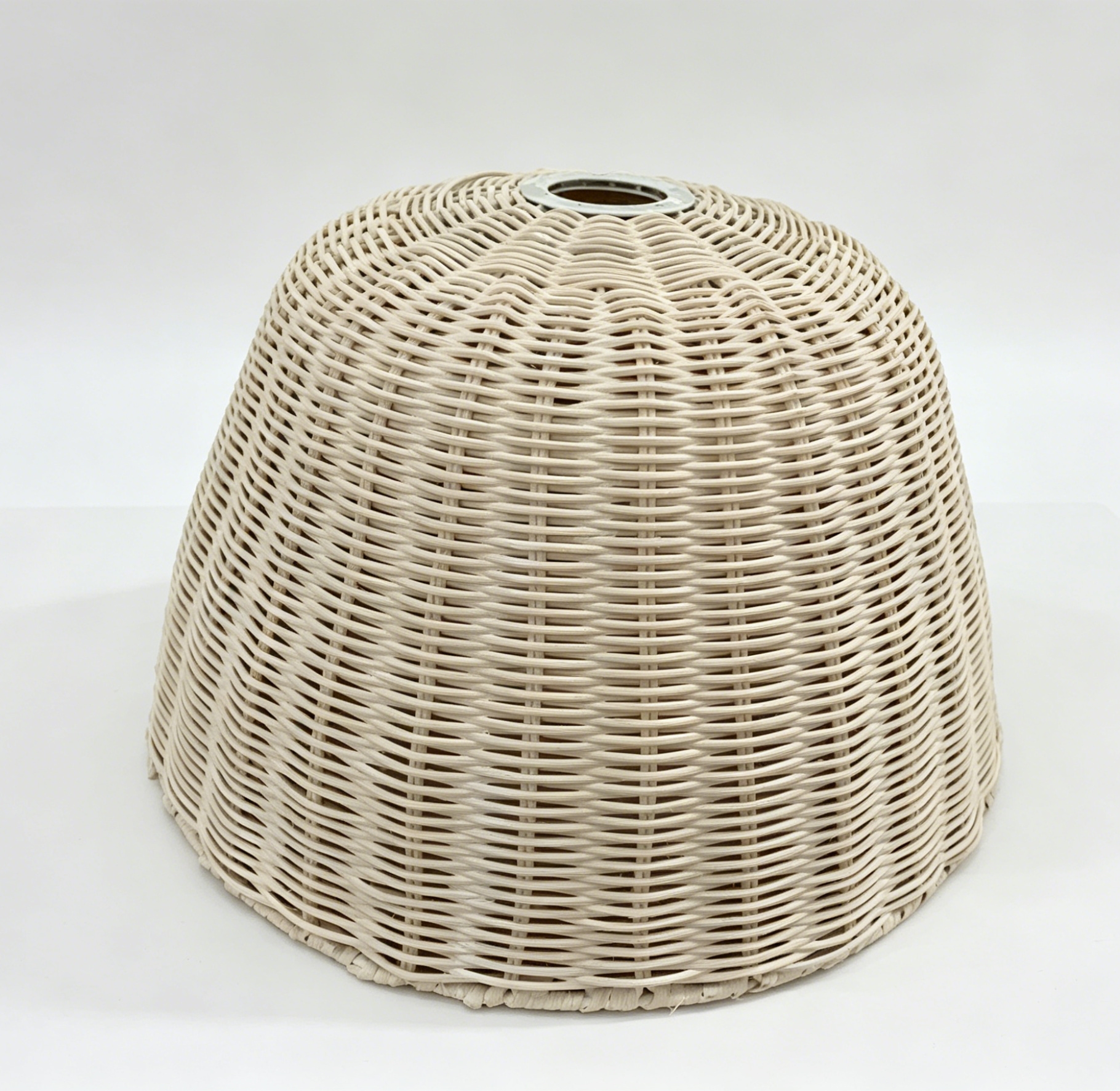 White natural white vine closely woven Mid-Autumn Festival lantern lampshades, study and bedroom chandelier lampshades, dining room retro-style decorative lampshades, homestay decorative lampshades, country-themed dining room lampshades