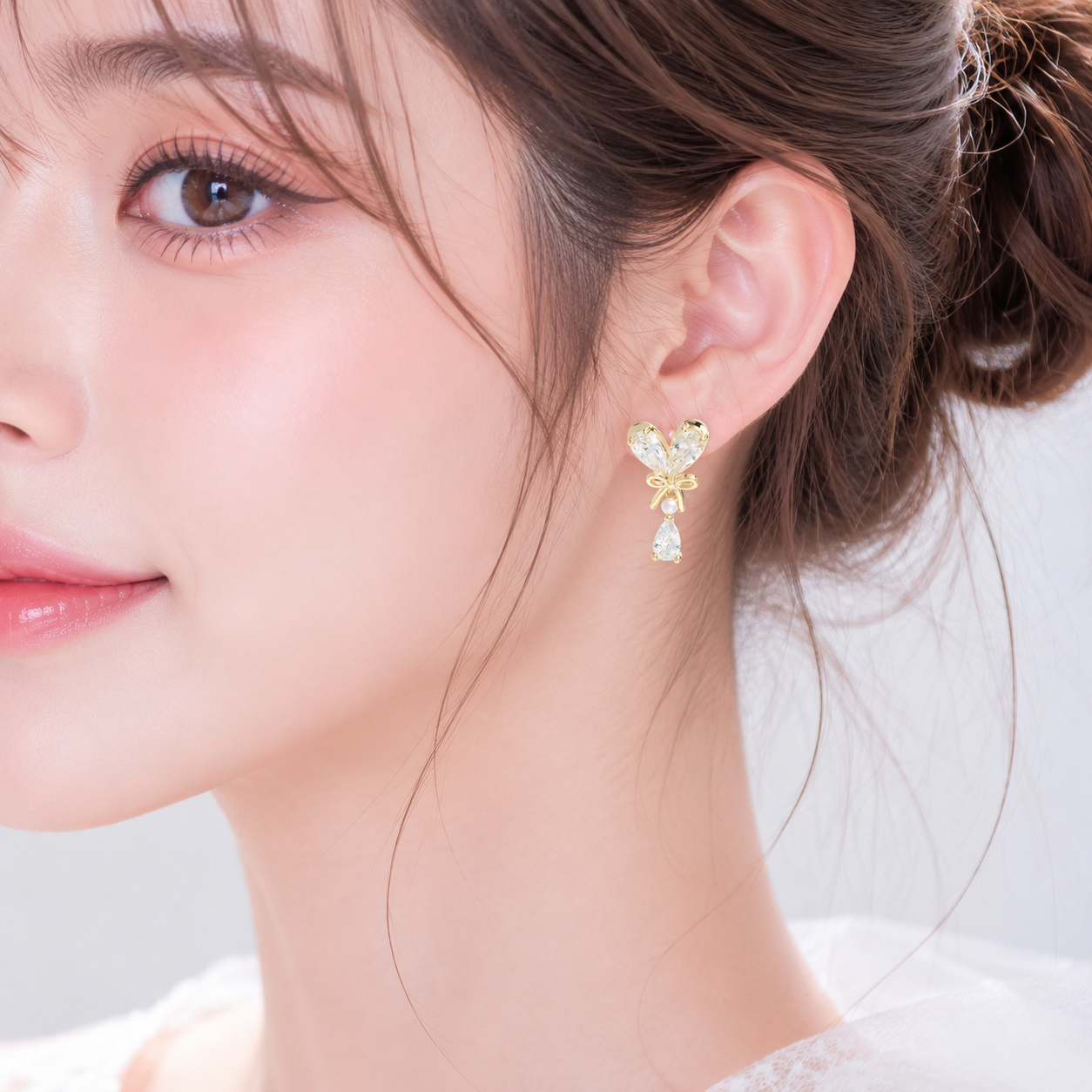白色蝴蝶结水晶耳环 金银双色配珍珠水滴吊坠 附Fashion Jewelry卡片详情7