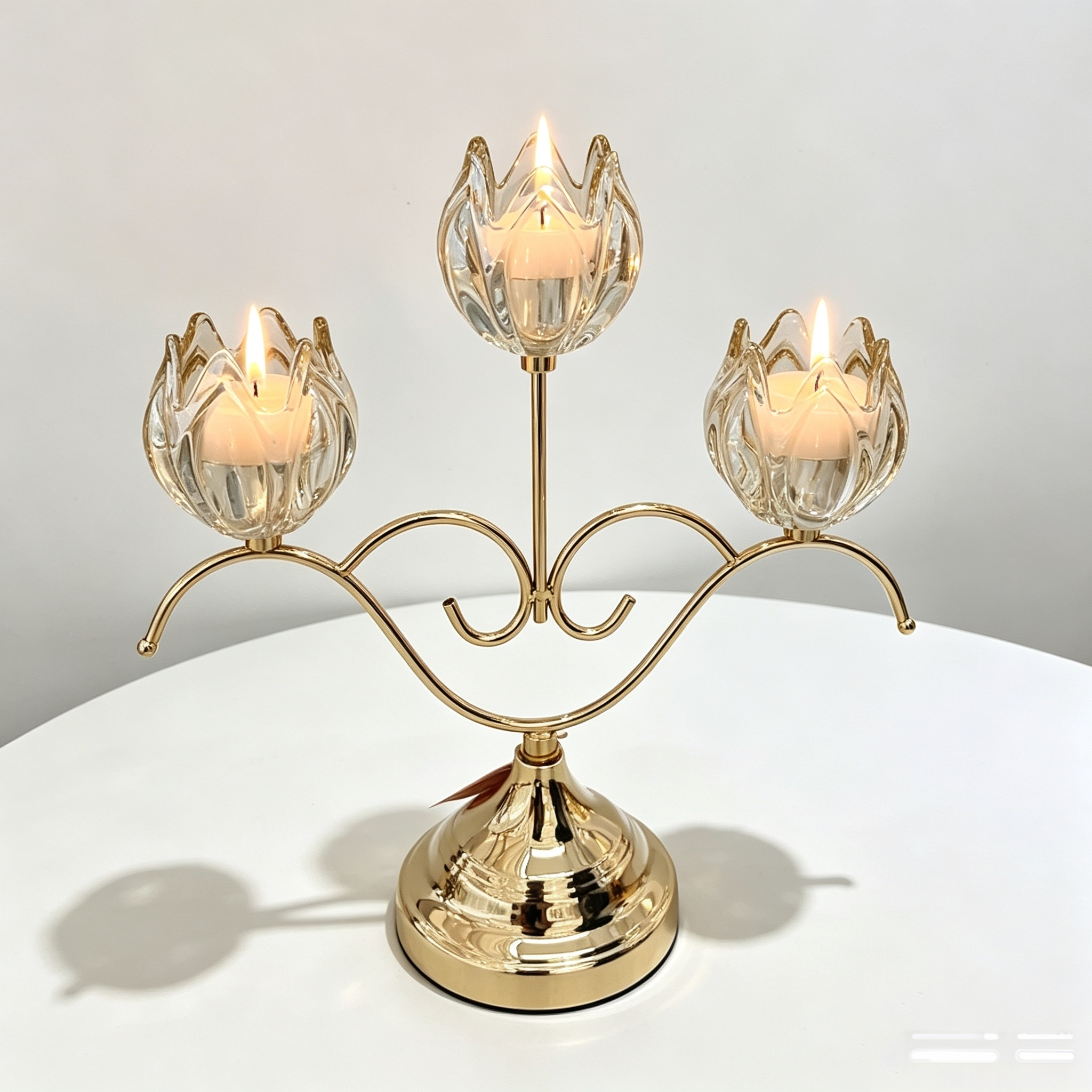 A light luxury three-headed dragon fruit glass candlestick with electroplated gold and iron art, a wedding table atmosphere decoration Item Picture