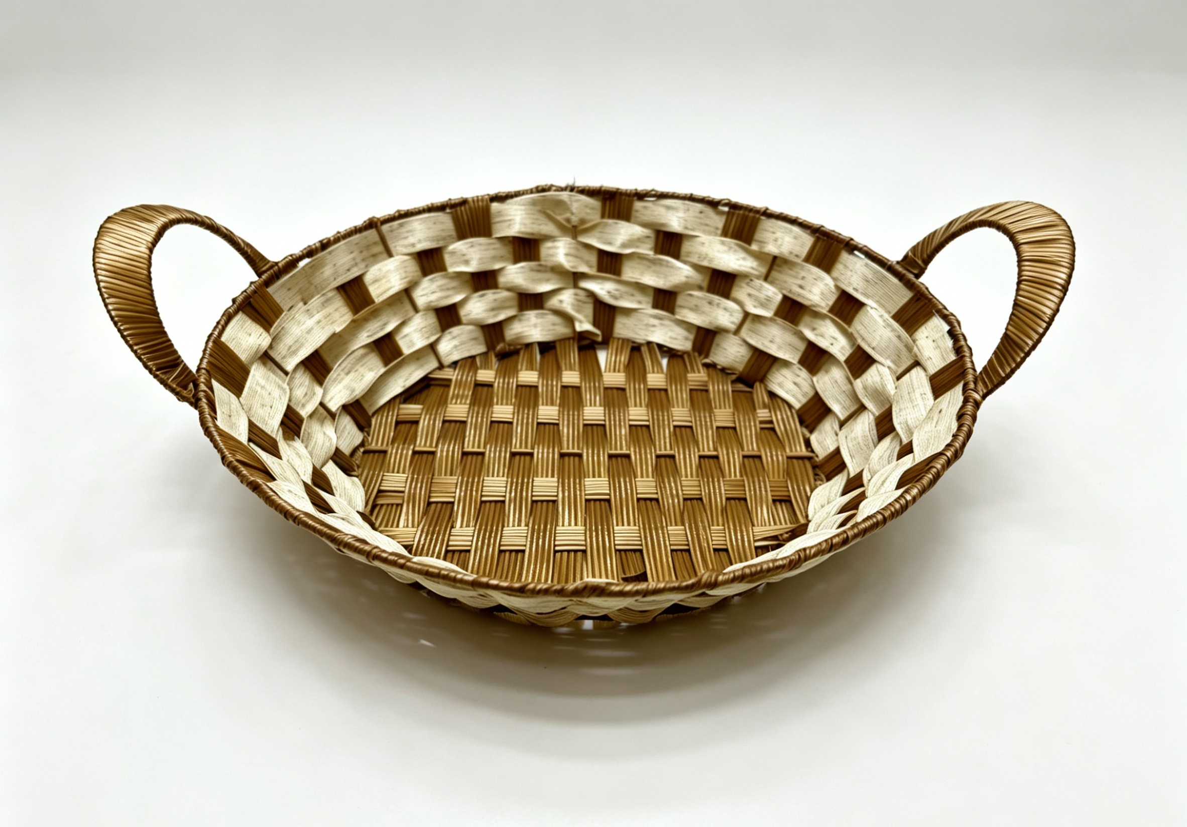 Platinum rubber round ear-pulling storage basin, fruit and snack basket, bread basket, toy storage basket, supermarket gift packaging basket, souvenir packaging basket, kitchen sauce storage basket, vegetable storage basket, tissue storage basket, cosmetics basket Application Scenario