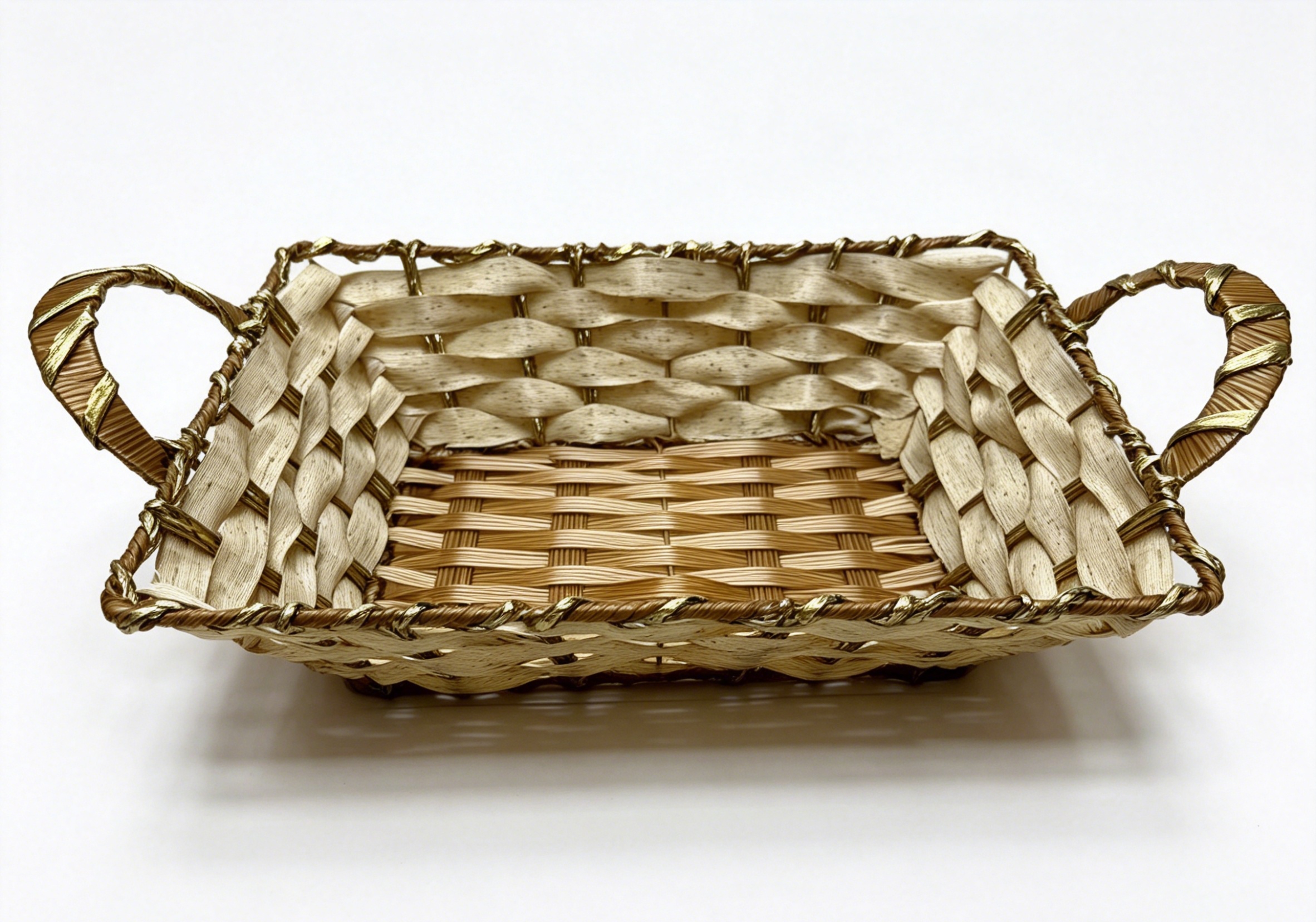 Beige rubber with golden thread rectangular lugs storage basin, fruit and snack basket, bread basket, toy storage basket, supermarket gift packaging basket, souvenir packaging basket, kitchen sauce storage basket, vegetable basket, tissue paper storage basket, cosmetics basket