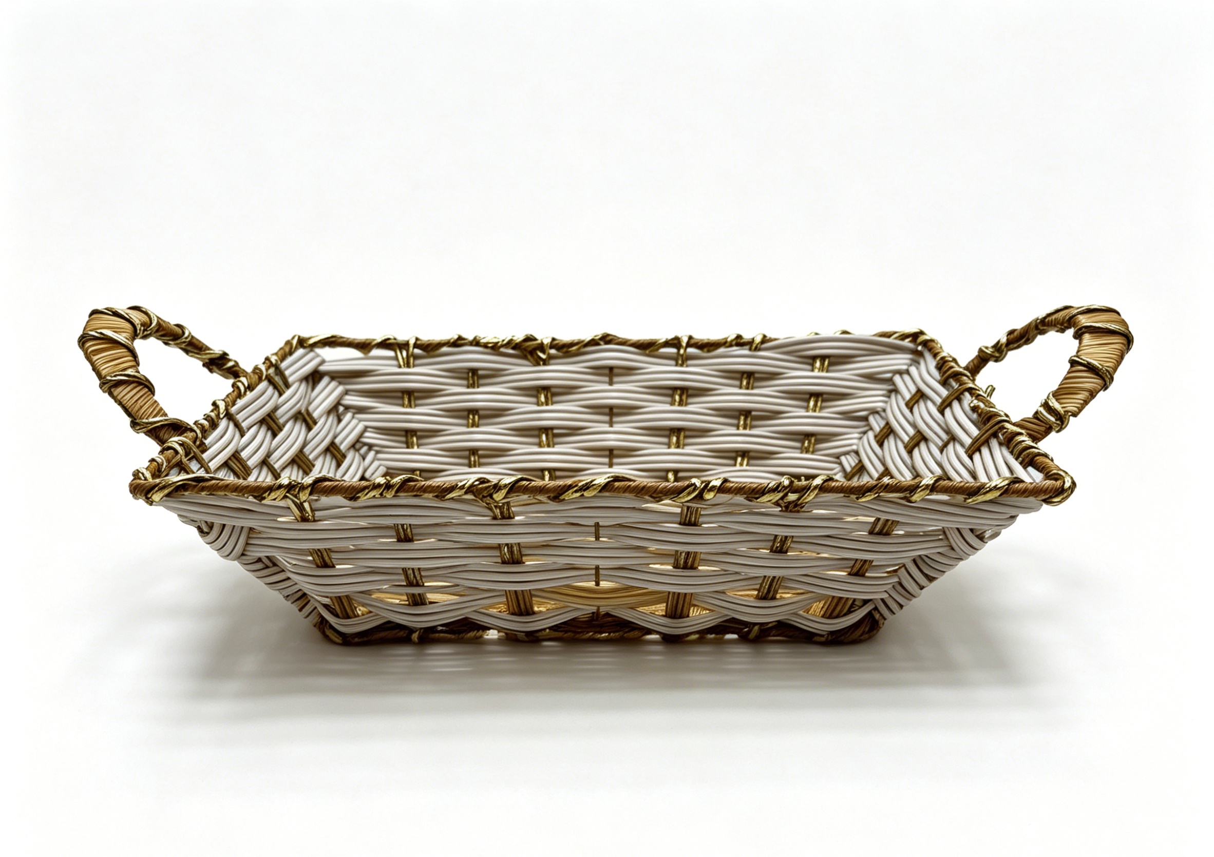 A golden square ear-pulling storage basin with white rubber, fruit and snack basket, bread basket, toy storage basket, supermarket gift packaging basket, souvenir packaging basket, kitchen sauce storage basket, vegetable storage basket, tissue storage basket, and cosmetics basket Specification image