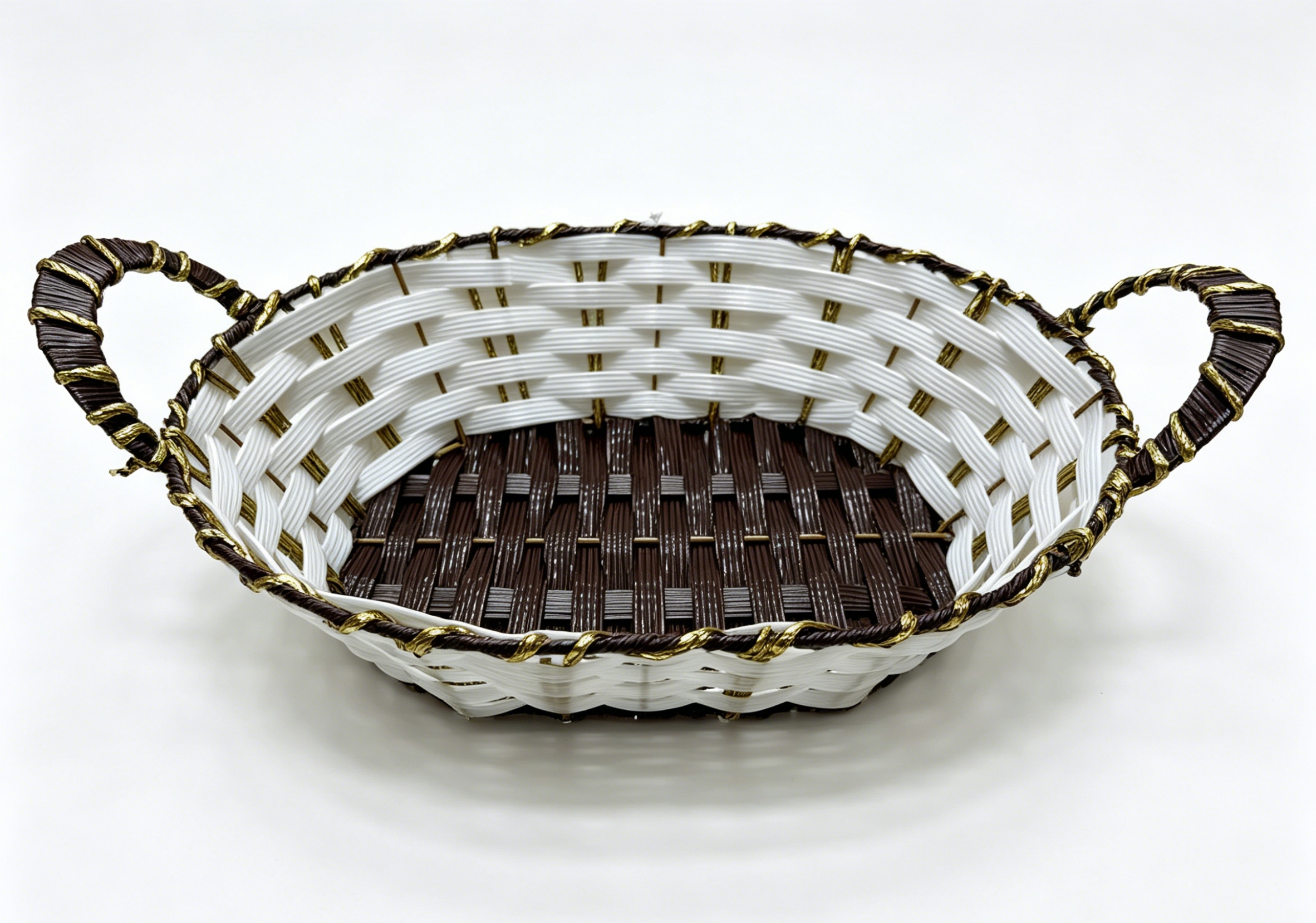 White brown rubber with golden thread egg-shaped ear-pulling storage basin, fruit and snack basket, bread basket, toy storage basket, supermarket gift packaging basket, souvenir packaging basket, kitchen sauce storage basket, vegetable basket, tissue storage basket, cosmetics basket