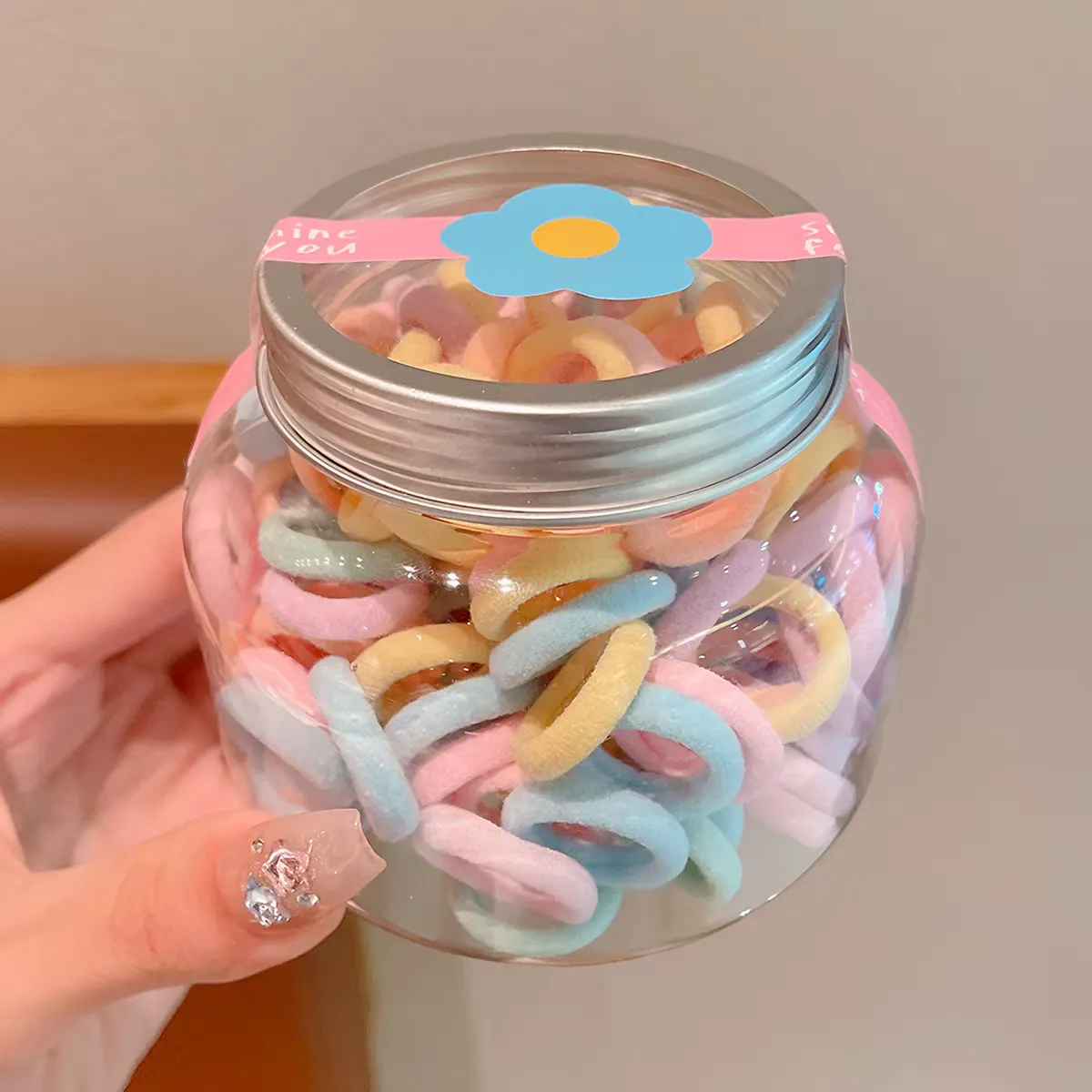 Children's braids and hair bands won't hurt their hair. Girls' hair bands and headbands. Babies' rubber bands. Small girls' hair bands and hair accessories. Yifan accessories and headbands detail image 4