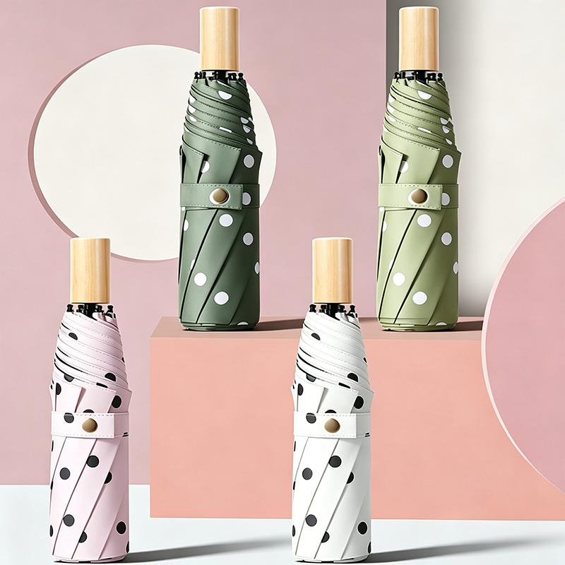 Hengdun retro polka dot wooden handle three-fold umbrella black rubber UV protection sun umbrella UPF50 + all-weather umbrella portable folding sunshade umbrella Women reinforced umbrella frame Windproof and anti-storm umbrella supports customization full image