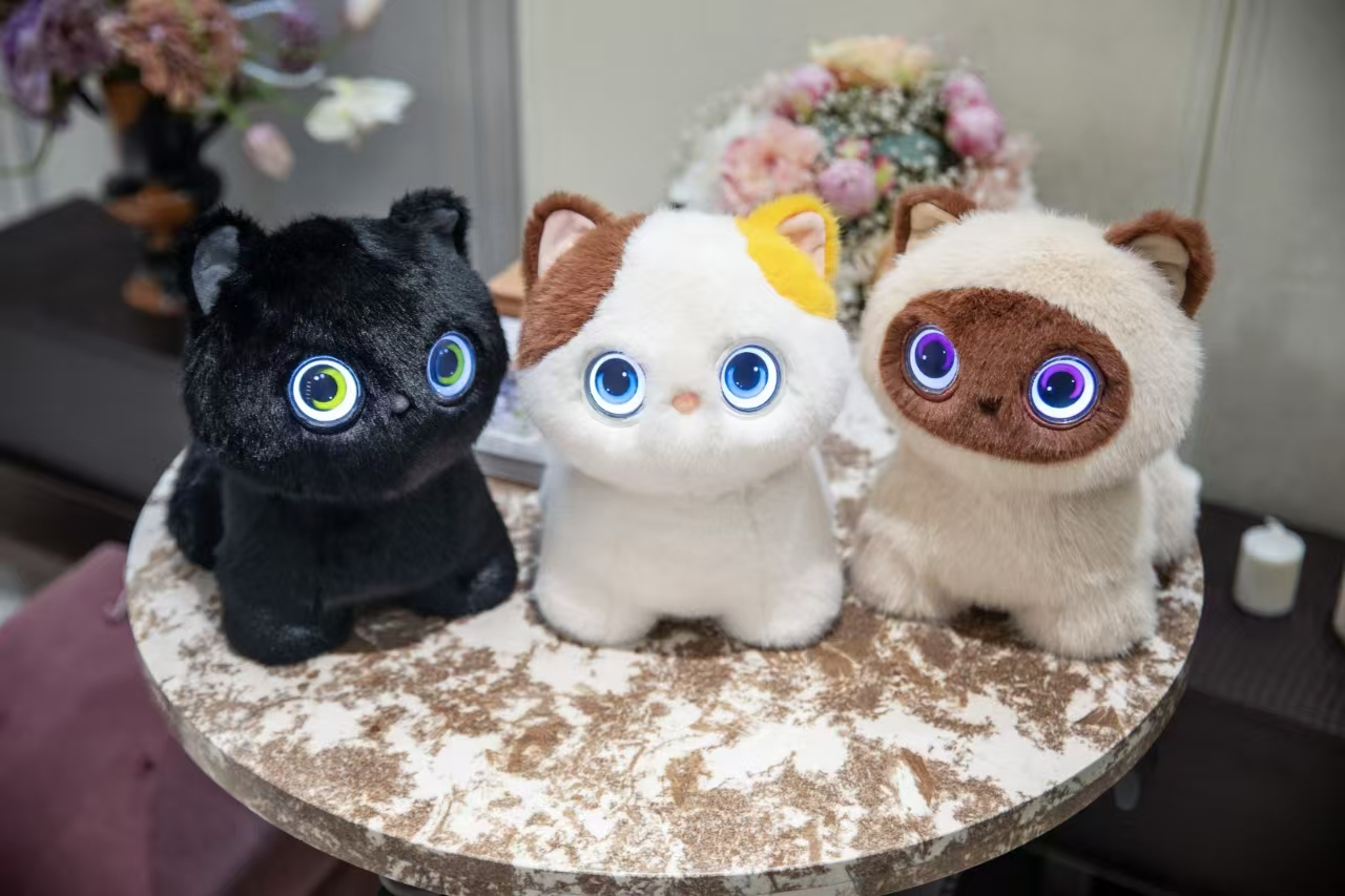 AI cat plush AI toy intelligent companion robot