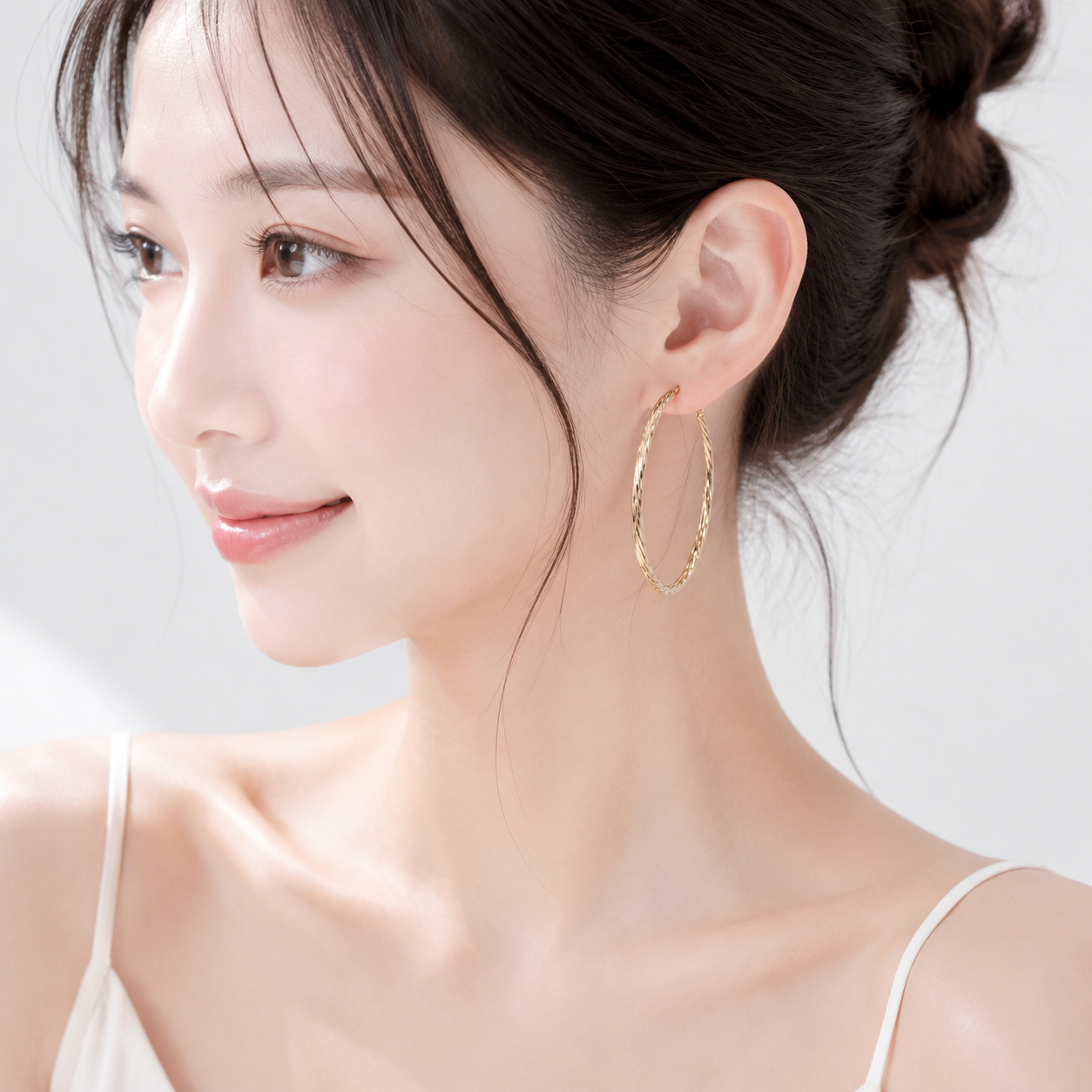 欧美风扭花亮金耳圈简约百搭显脸小小众简约百搭款详情7