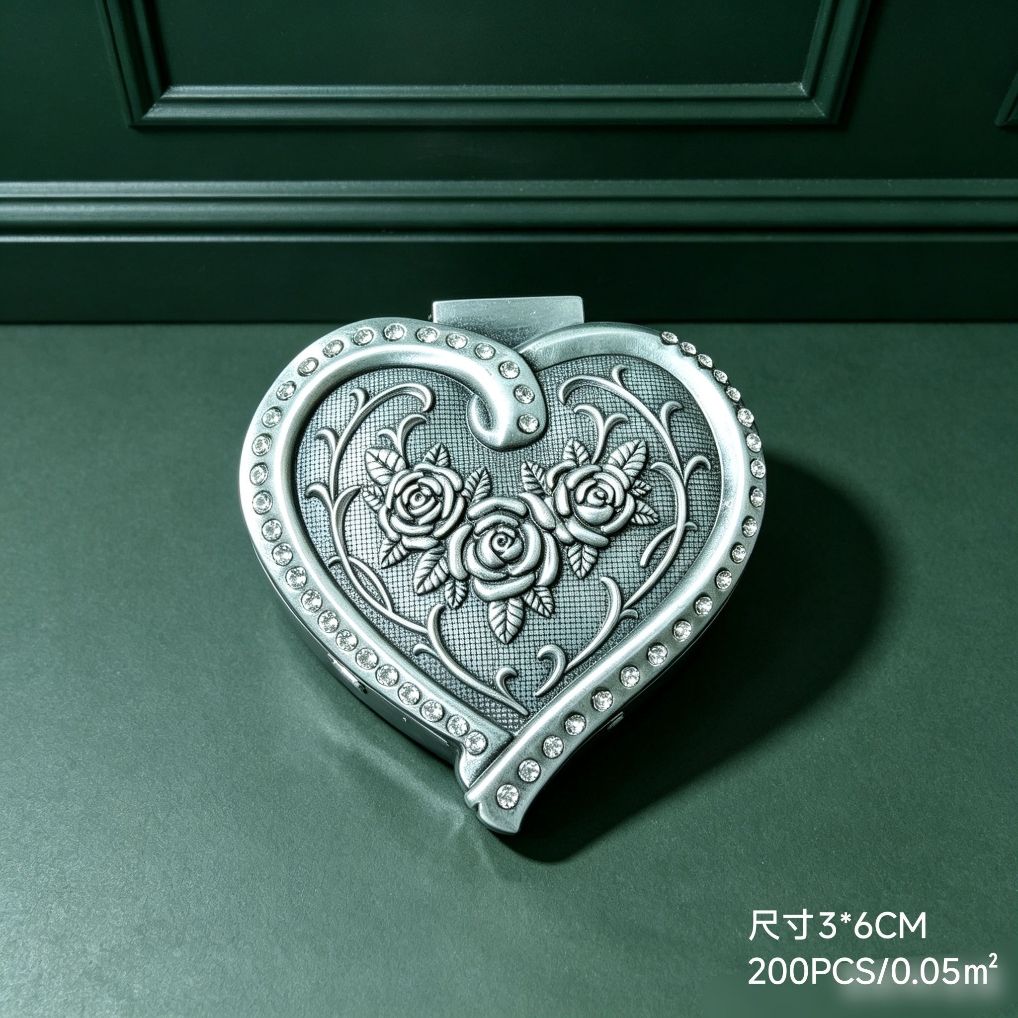 Heart-shaped jewelry box