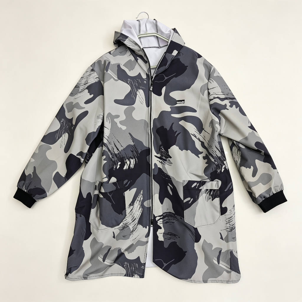 Adult gray and black camouflage hooded waterproof cover, zipper style household oil-proof work clothes, large pockets, wear-resistant and dust-proof, household work labor protection coat, gray and black camouflage hooded waterproof cover, adult zipper household work clothes, wear-resistant and oil-proof