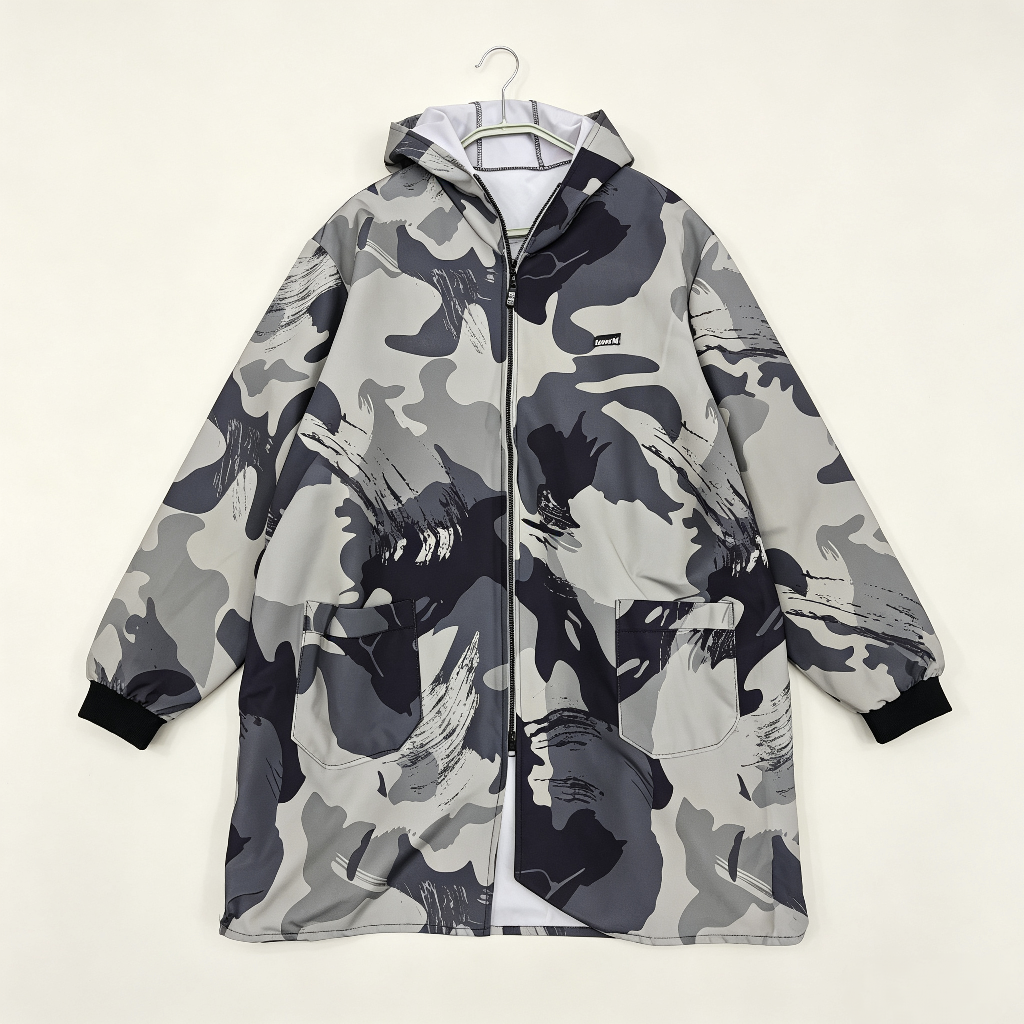 Adult gray and black camouflage hooded waterproof cover, zipper style household oil-proof work clothes, large pockets, wear-resistant and dust-proof, household work labor protection coat, gray and black camouflage hooded waterproof cover, adult zipper household work clothes, wear-resistant and oil-proof detail image 3