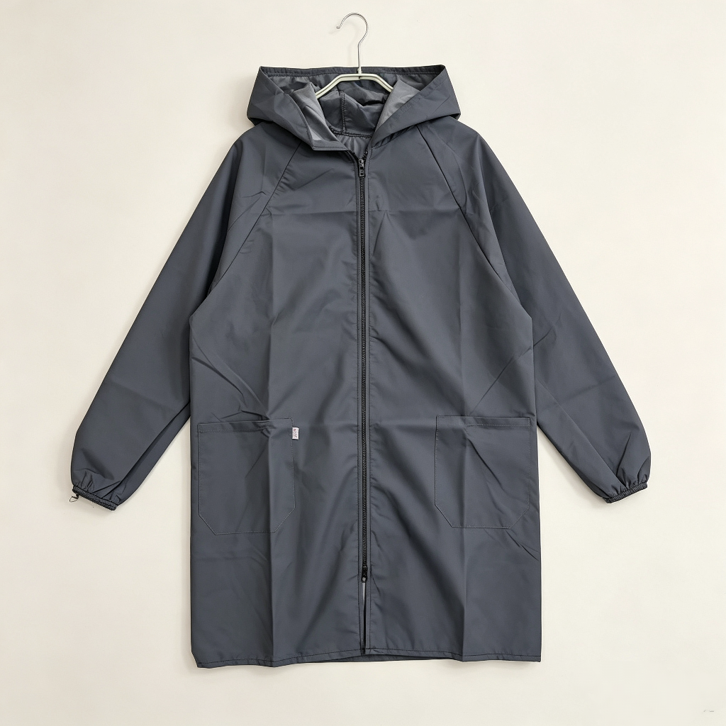 Adult dark grey hooded waterproof cover with zipper, household oil-proof work clothes, large pockets, wear-resistant and dust-proof, household work and labor protection jacket. Dark grey hooded waterproof cover, adult zipper household work clothes, wear-resistant and oil-proof labor protection Specification image