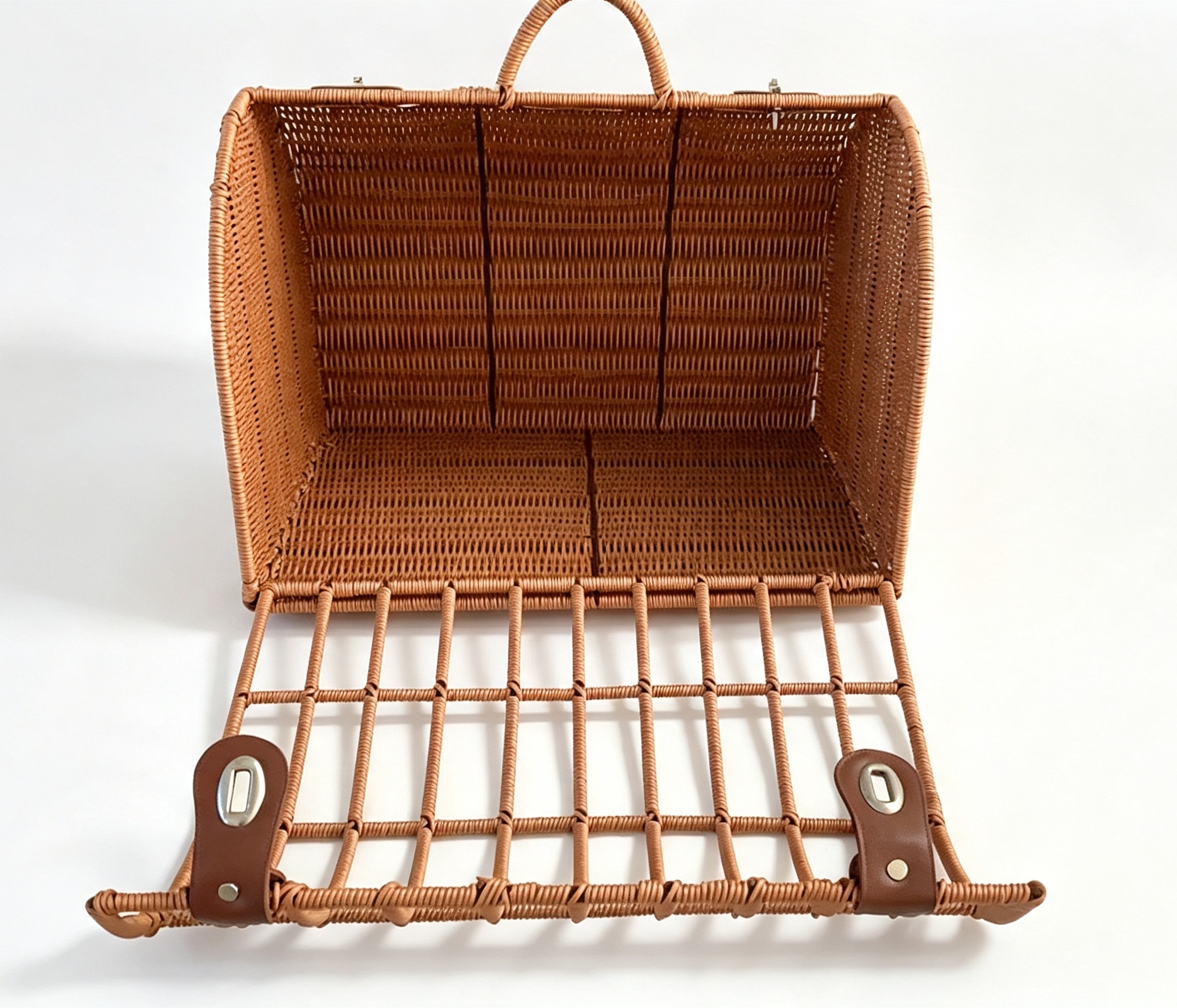 Brown rubber rattan woven drum-shaped box-shaped door pet bed with beige pad, rattan woven cat and dog beds, pet supplies, cat beds, dog beds, pet beds, cat cages, pet houses, pet travel bags details Picture