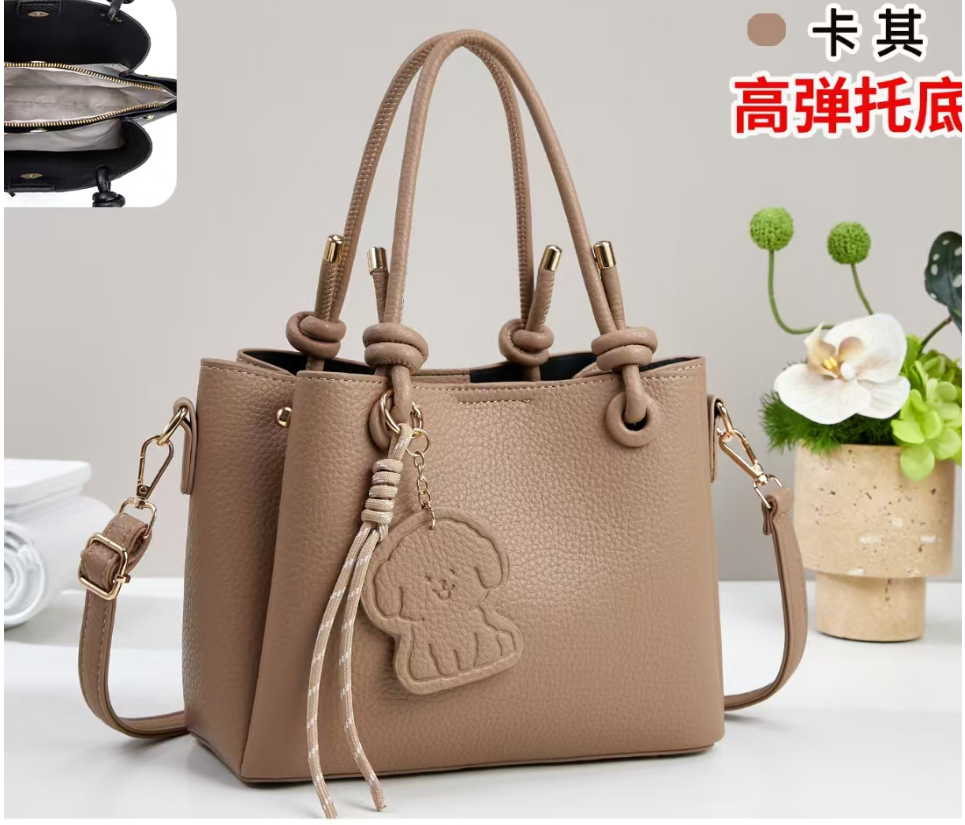 Fashionable crossbody bag for women, PU chanel-style bag for women, casual and versatile, trendy single-shoulder bag for women