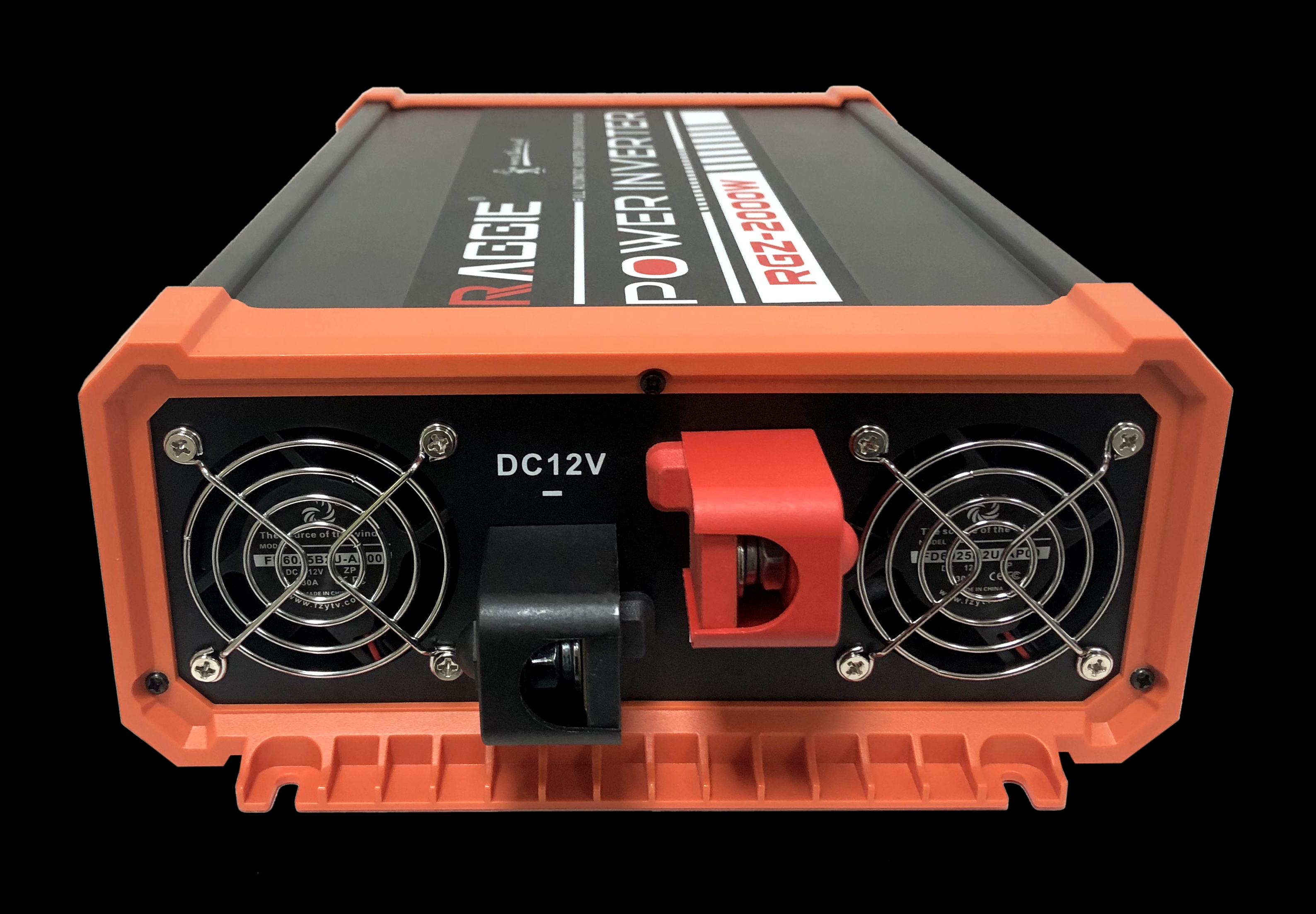 The RAGGIE RGZ series 2000W modified sine wave power inverter has an efficiency of 94.8%, with a peak twice as high. It features an aluminum housing, intelligent heat dissipation, and direct AC terminal details Picture