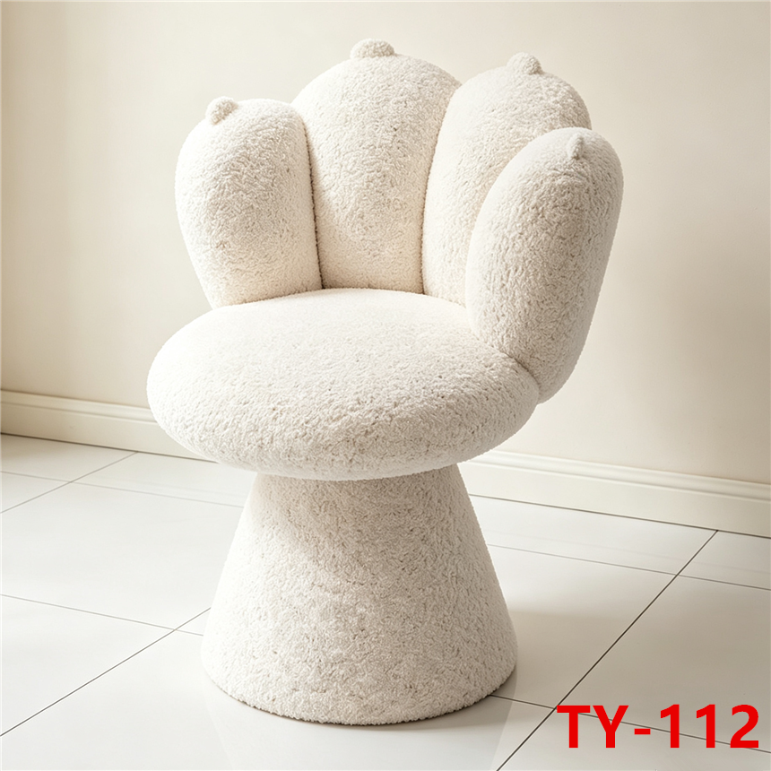 Beige plush petal-shaped chair, multi-purpose leisure chair, 360-degree rotating chair Application Scenario