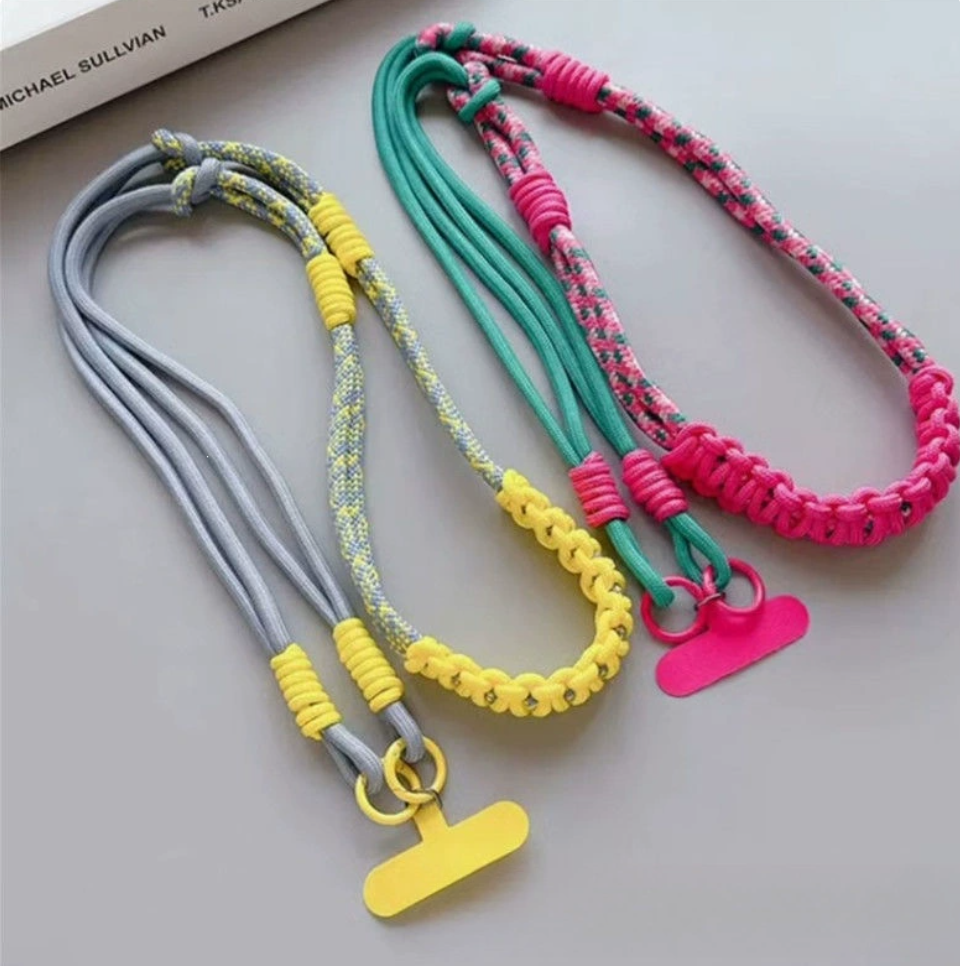 A short, color-blocked braided rope cartoon and cute pendant chain for women's wrists details Picture