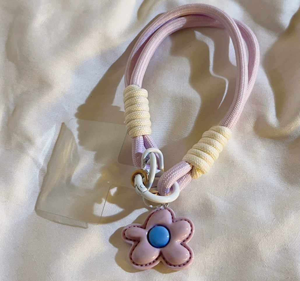 Colorful flower-printed mobile phone lanyards are fashionable, trendy and portable, with multiple colors details Picture