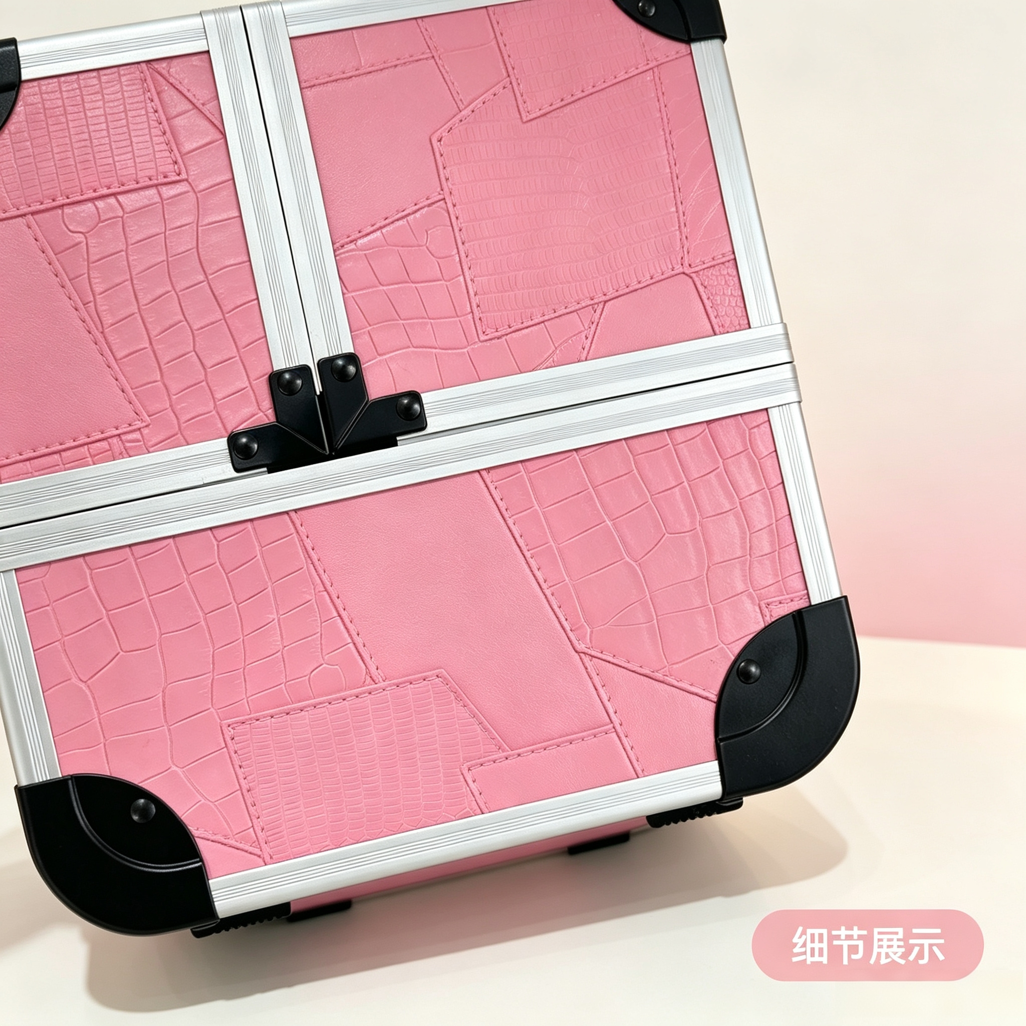 Crocodile-patterned aluminum frame makeup box, hand-held three-layer open tray, large-capacity storage box, reinforced corner guard, double-lock design, professional makeup artist toolbox, home portable, exquisite, high appearance level organization and storage box, Adihua 1503EY Application Scenario