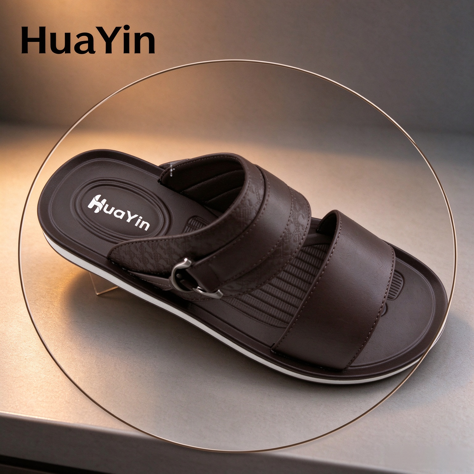 The new men's slippers are comfortable to wear full image