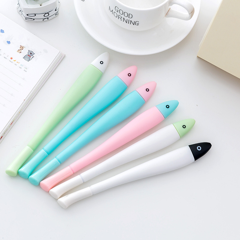 Yiwu Selection Yuntao stationery creative cute cartoon small neutral pen small fresh and simple 0.38 black signature water-based pen -1004/22253 thumbnail